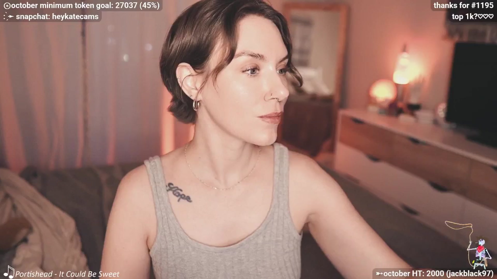 Gallery image thumbnail from HeyKate's myfreecams stream on, 10/22/2025, 01:45 image 16 of 20