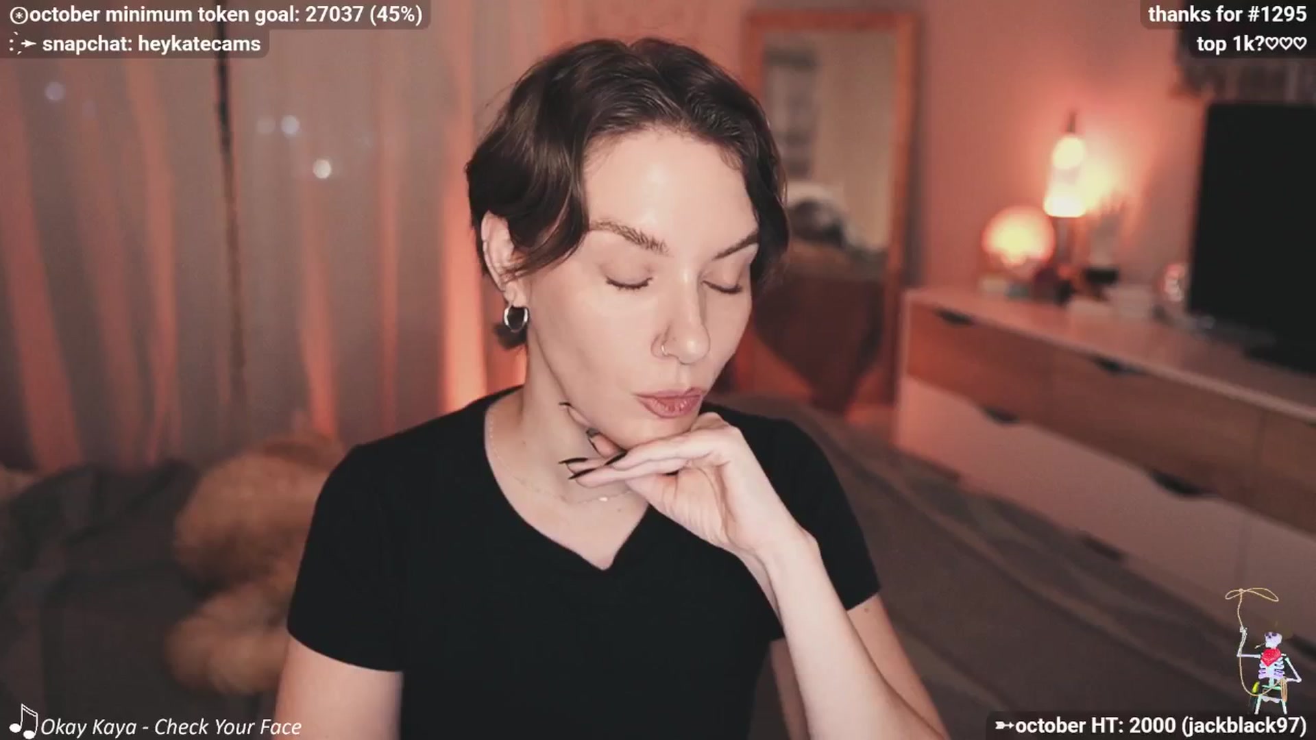 Gallery image thumbnail from HeyKate's myfreecams stream on, 10/24/2025, 01:52 image 18 of 20