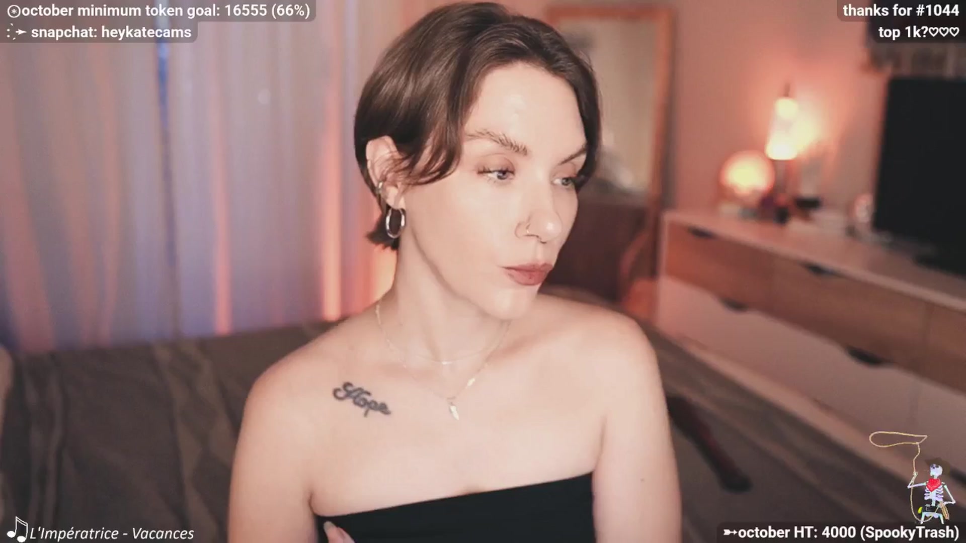 Gallery image thumbnail from HeyKate's myfreecams stream on, 10/26/2025, 01:33 image 18 of 20