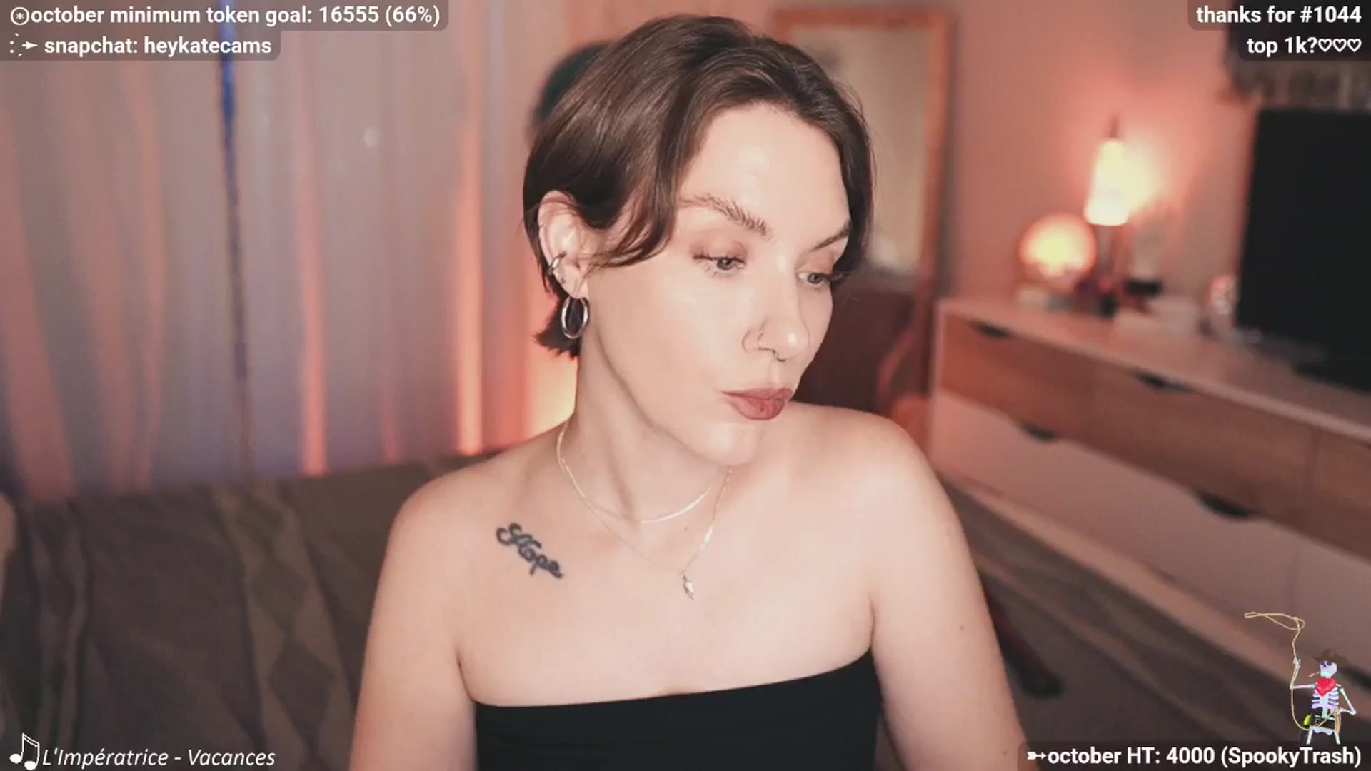 Gallery image thumbnail from HeyKate's myfreecams stream on, 10/26/2025, 01:33 image 19 of 20