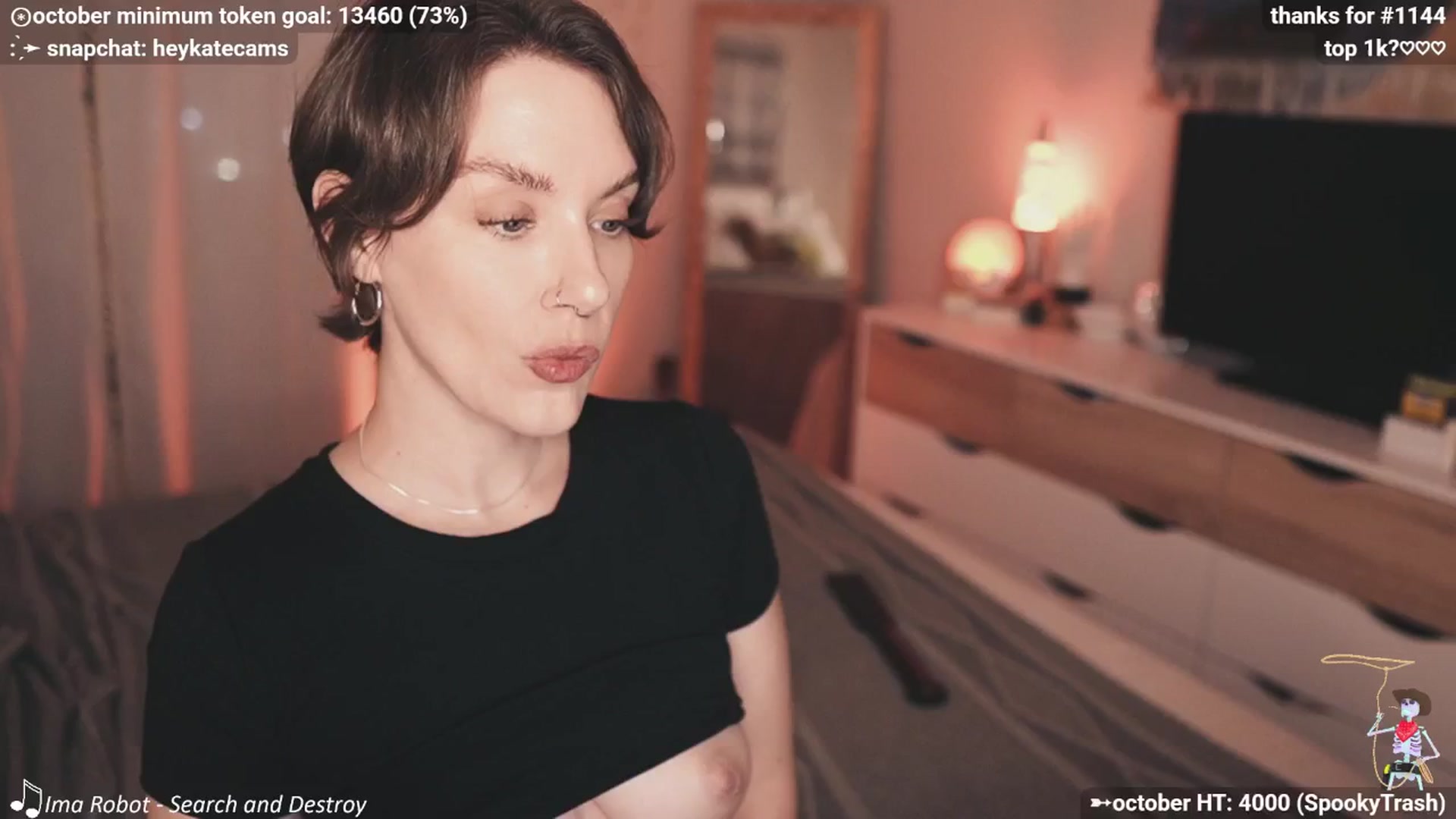 Gallery image thumbnail from HeyKate's myfreecams stream on, 10/31/2025, 03:18 image 9 of 20