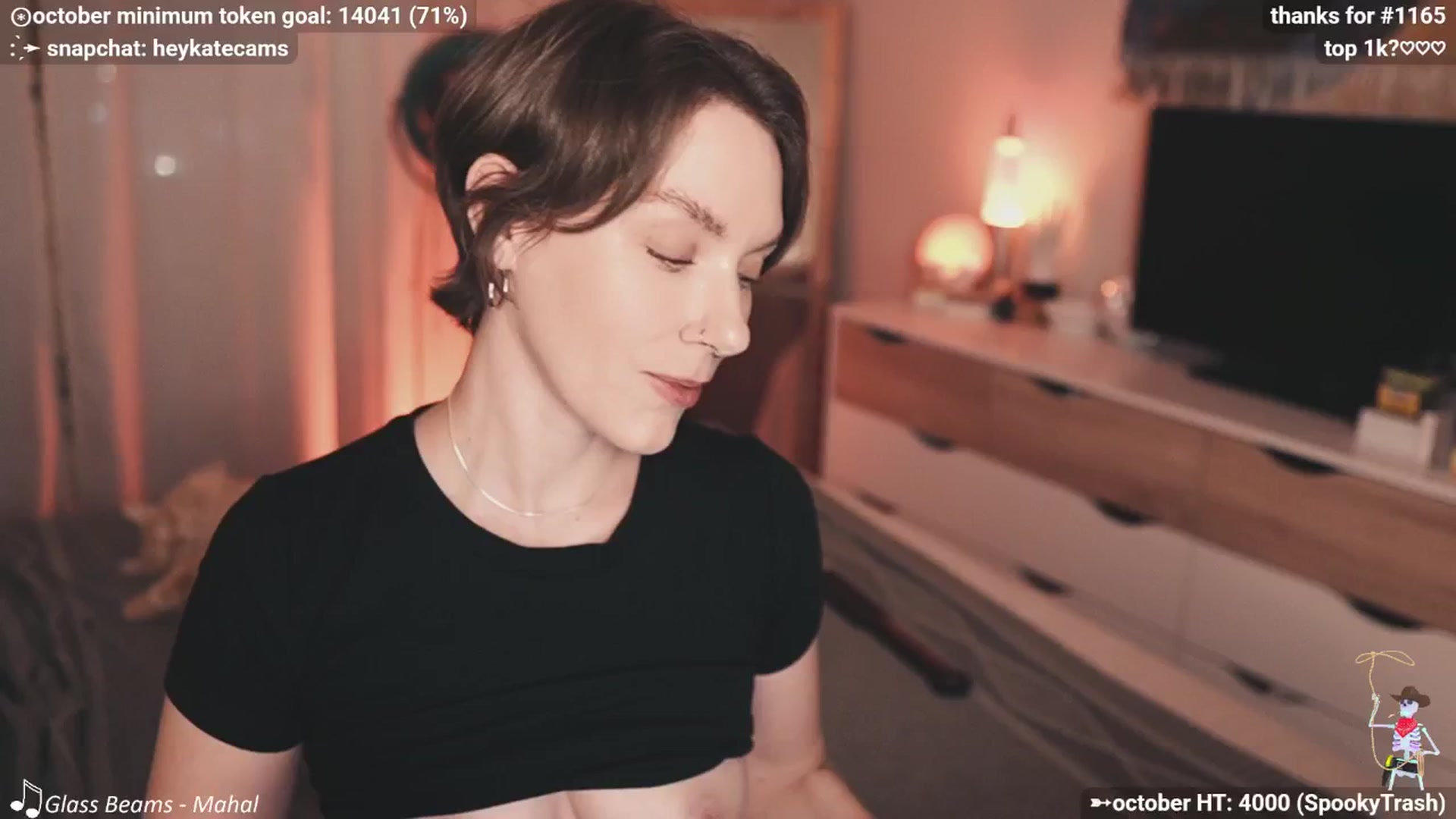 Gallery image thumbnail from HeyKate's myfreecams stream on, 10/31/2025, 03:18 image 4 of 20