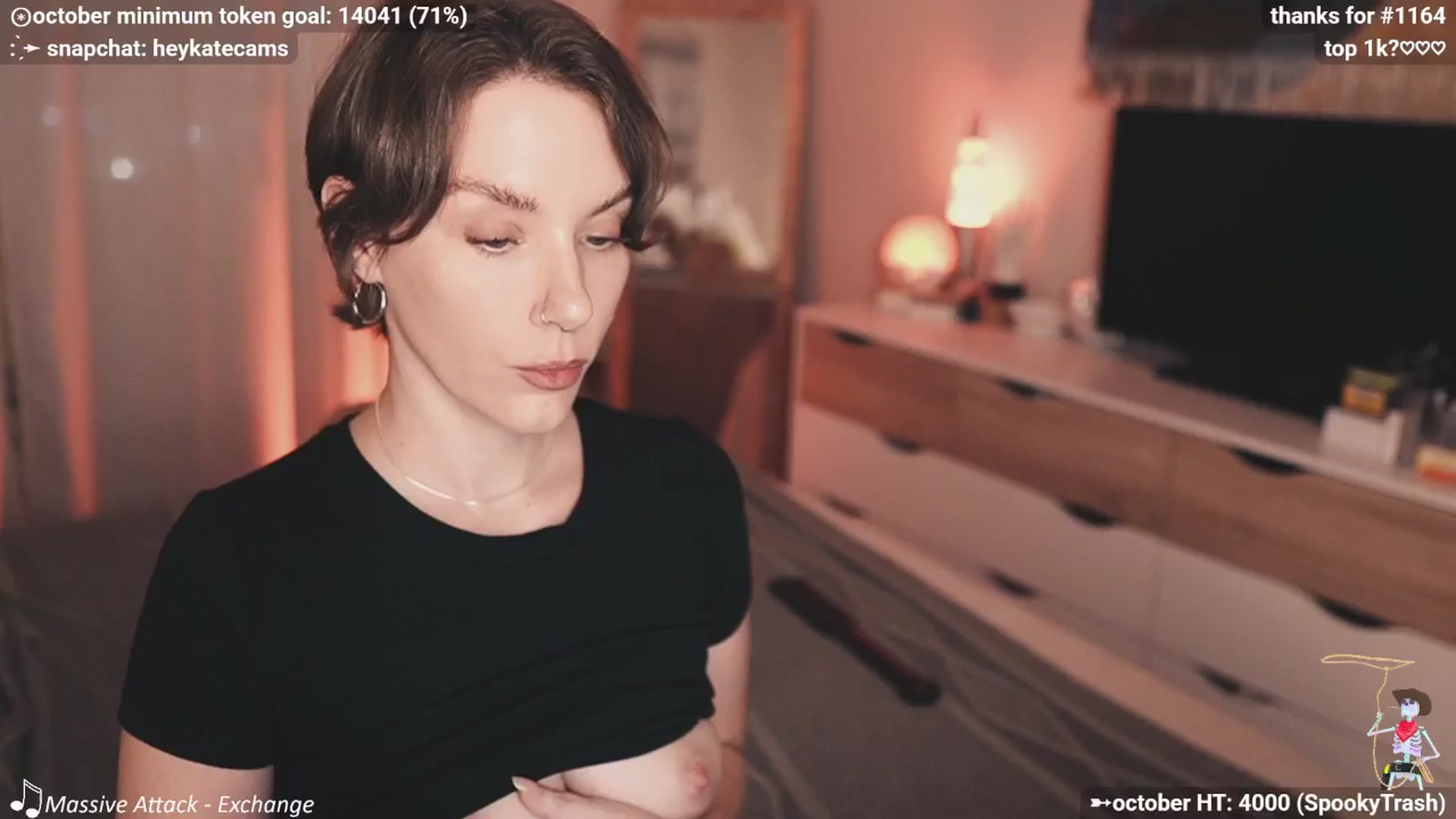 Gallery image thumbnail from HeyKate's myfreecams stream on, 10/31/2025, 03:18 image 1 of 20