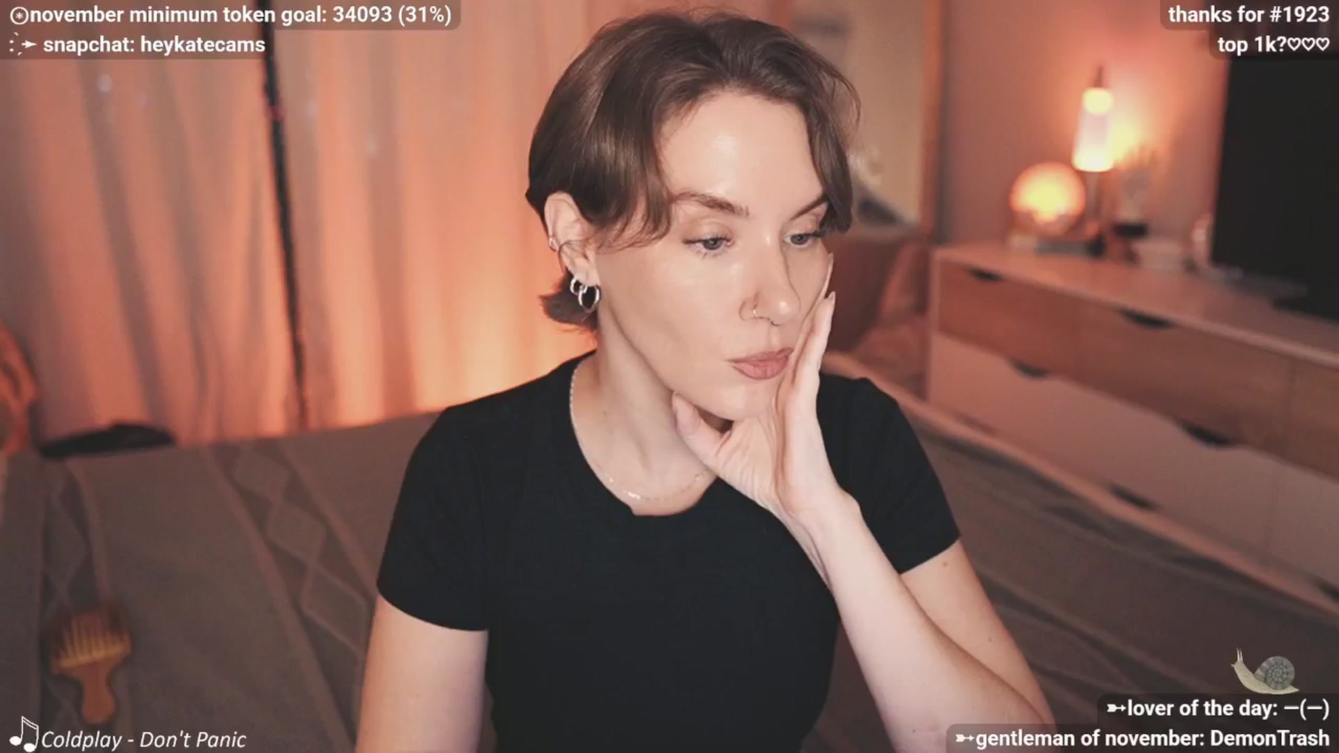 Gallery image thumbnail from HeyKate's myfreecams stream on, 11/20/2025, 02:30 image 16 of 20