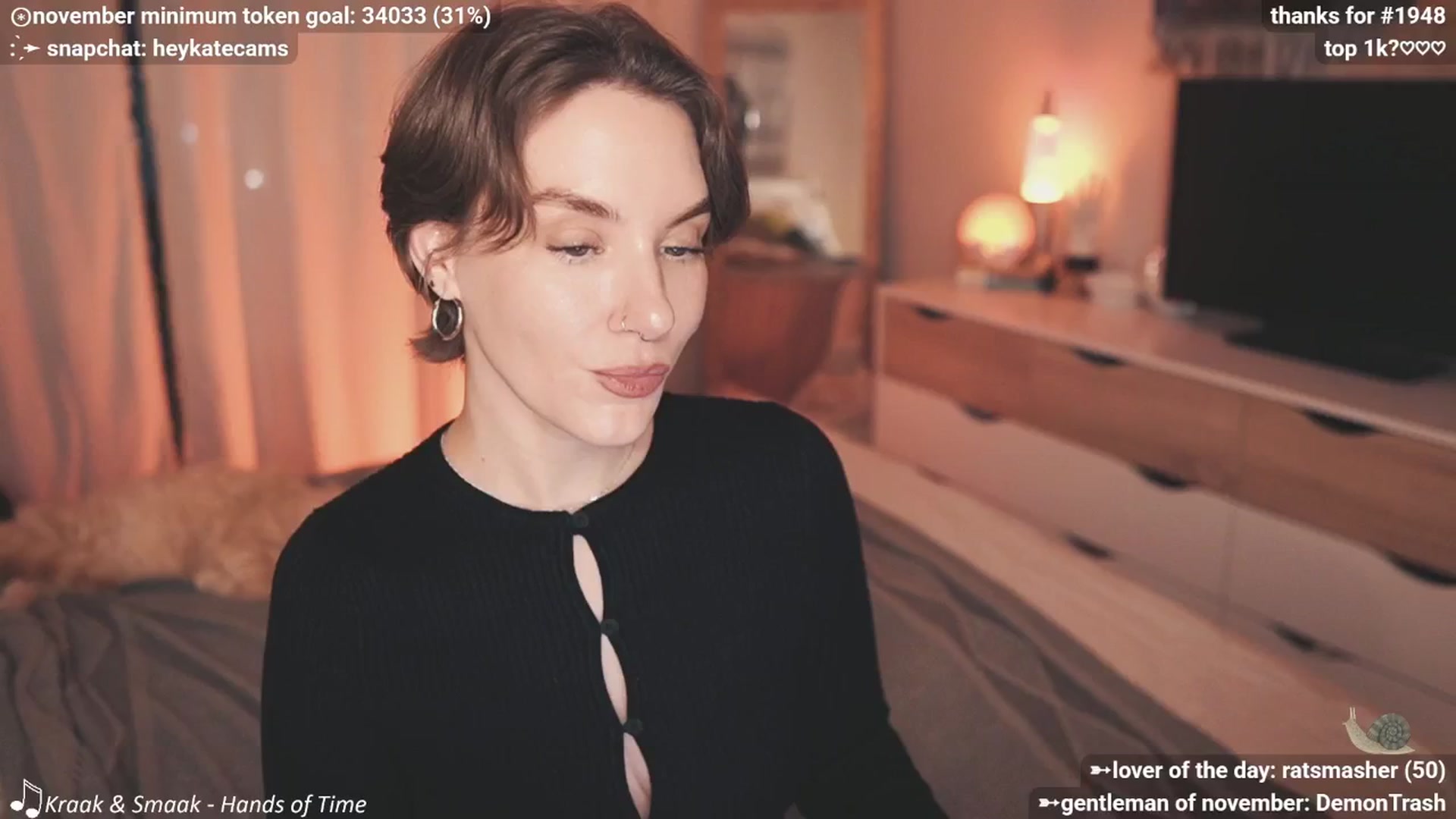 Gallery image thumbnail from HeyKate's myfreecams stream on, 11/21/2025, 03:24 image 14 of 20