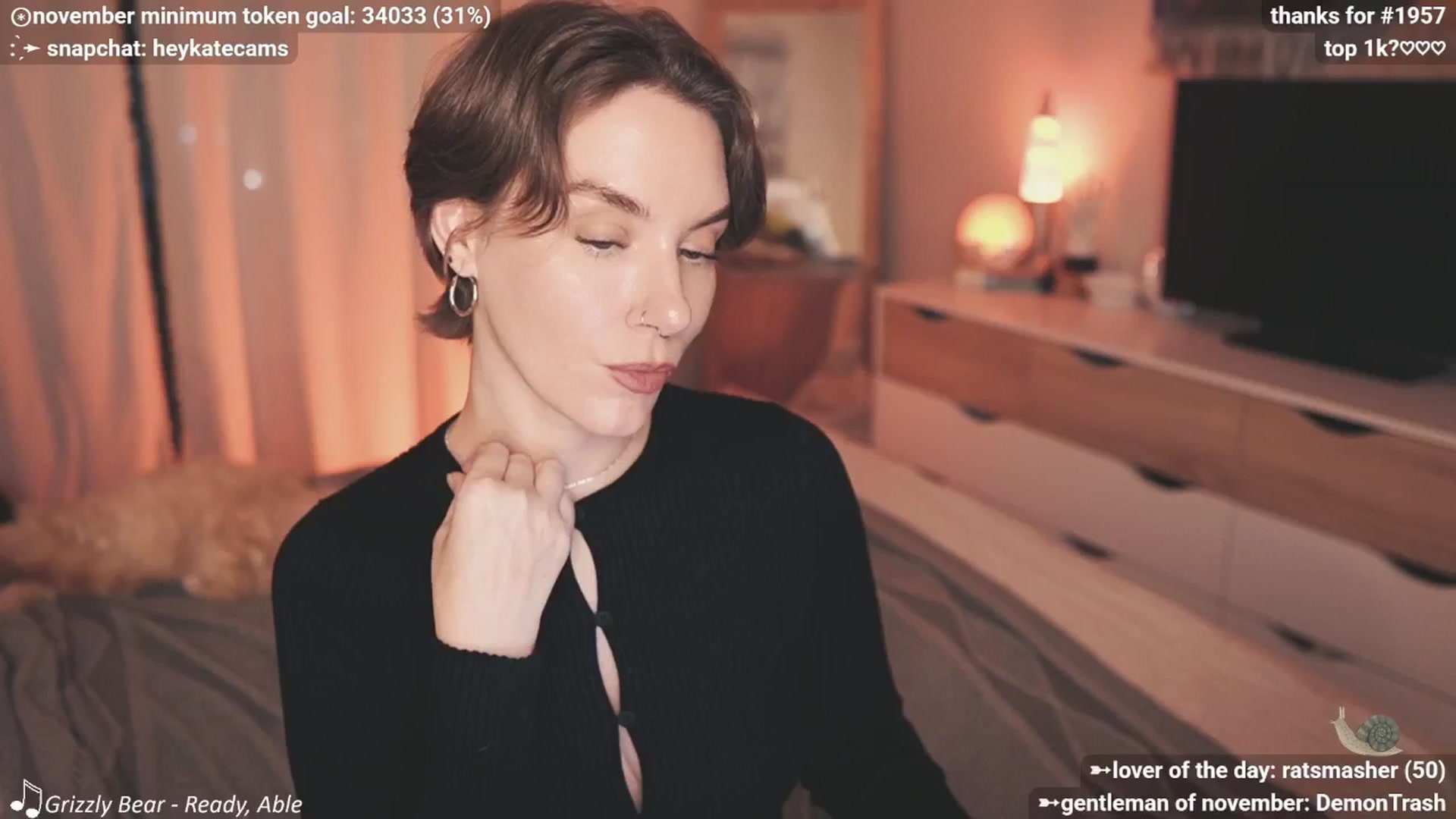 Gallery image thumbnail from HeyKate's myfreecams stream on, 11/21/2025, 03:24 image 12 of 20