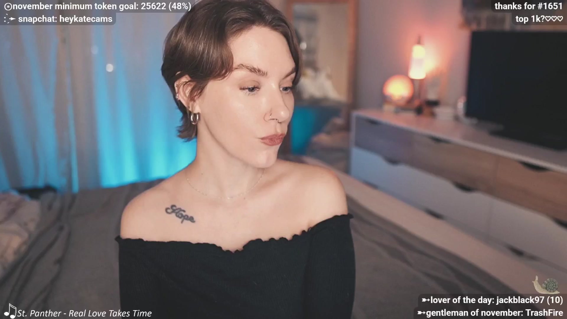 Gallery image thumbnail from HeyKate's myfreecams stream on, 11/26/2025, 02:44 image 9 of 20