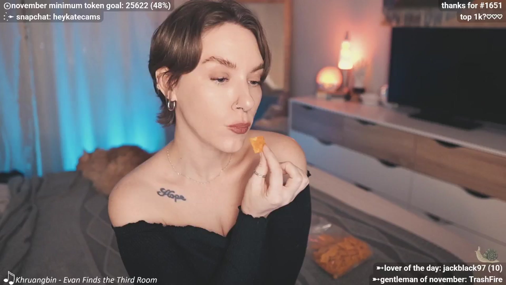 Gallery image thumbnail from HeyKate's myfreecams stream on, 11/26/2025, 02:44 image 1 of 20