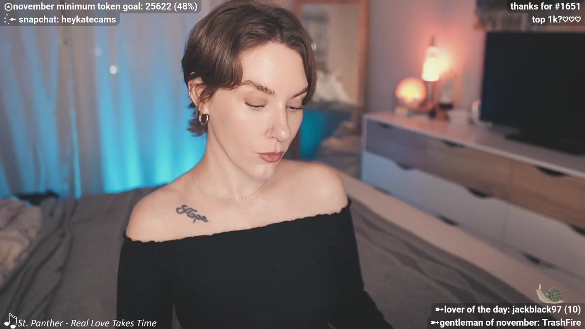 Gallery image thumbnail from HeyKate's myfreecams stream on, 11/26/2025, 02:44 image 10 of 20