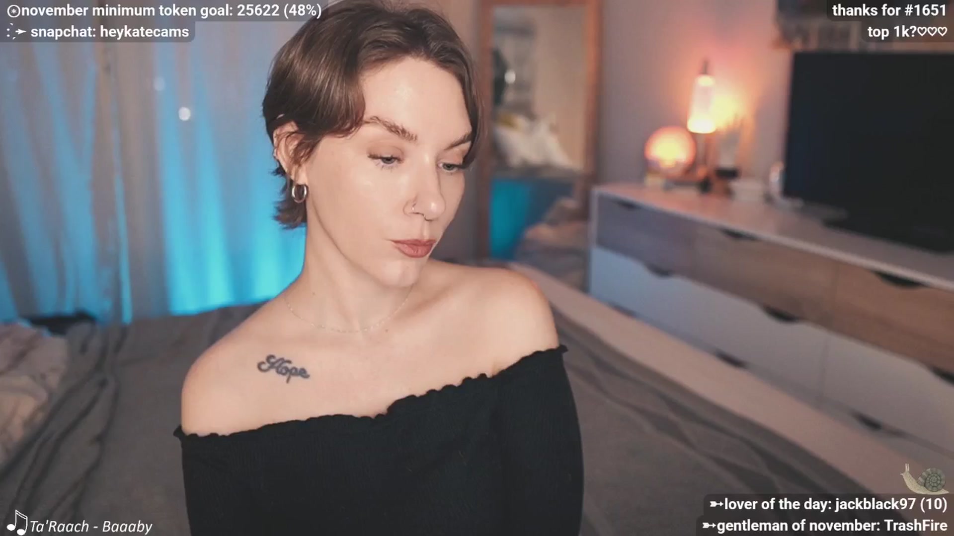 Gallery image thumbnail from HeyKate's myfreecams stream on, 11/26/2025, 02:44 image 12 of 20