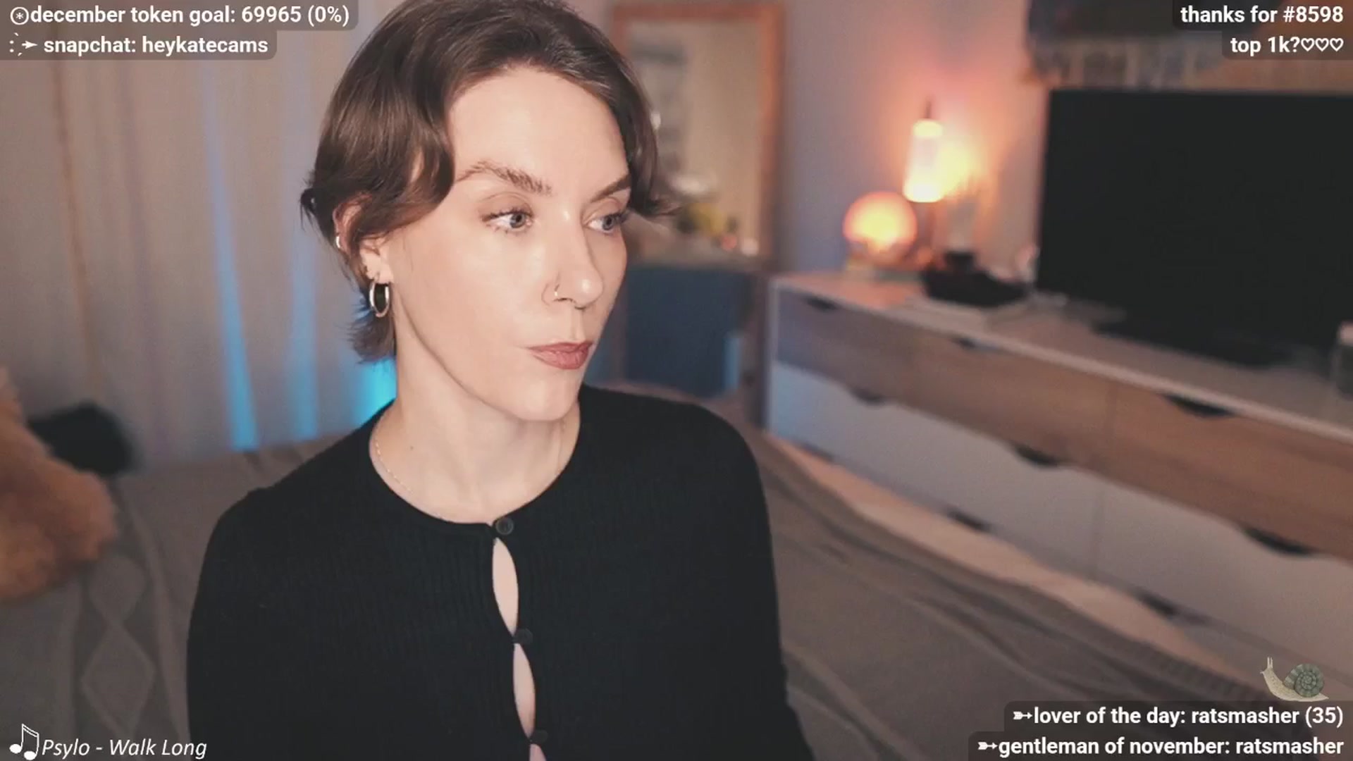 Gallery image thumbnail from HeyKate's myfreecams stream on, 12/06/2025, 03:12 image 11 of 20
