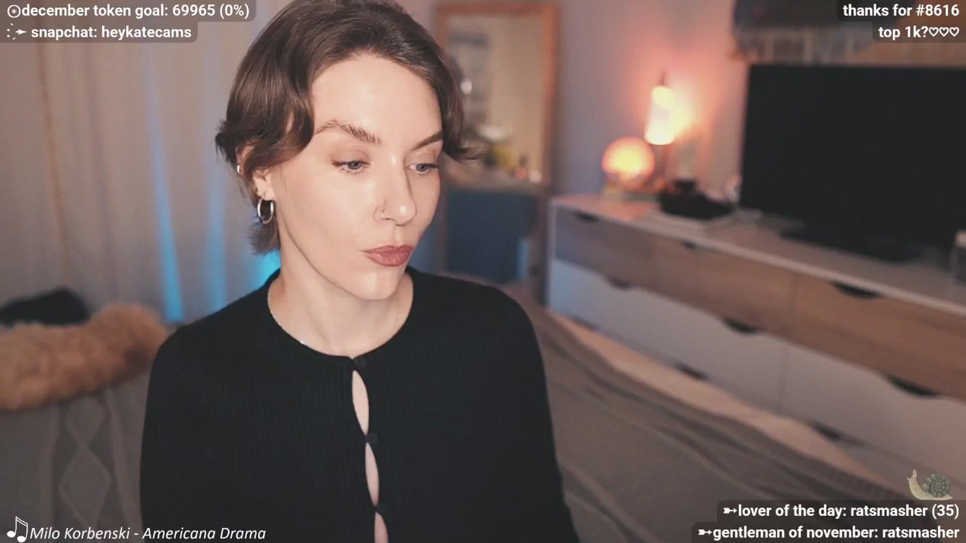 Gallery image thumbnail from HeyKate's myfreecams stream on, 12/06/2025, 03:12 image 2 of 20
