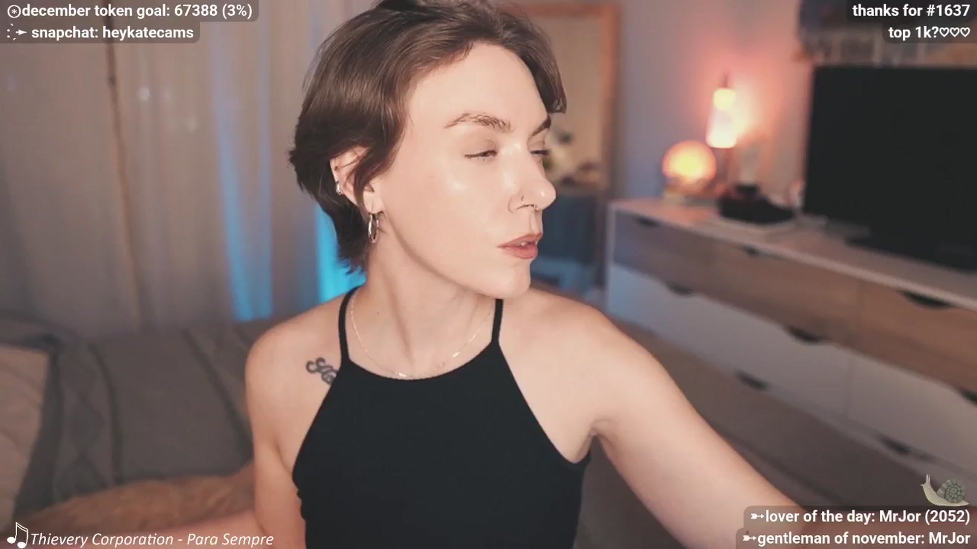 Gallery image thumbnail from HeyKate's myfreecams stream on, 12/10/2025, 03:58 image 18 of 20