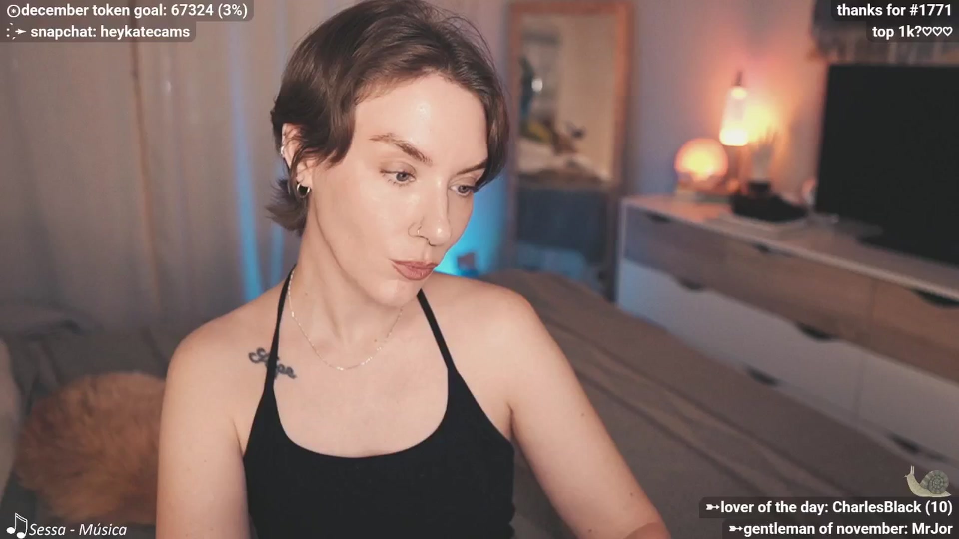 Gallery image thumbnail from HeyKate's myfreecams stream on, 12/11/2025, 02:04 image 14 of 20
