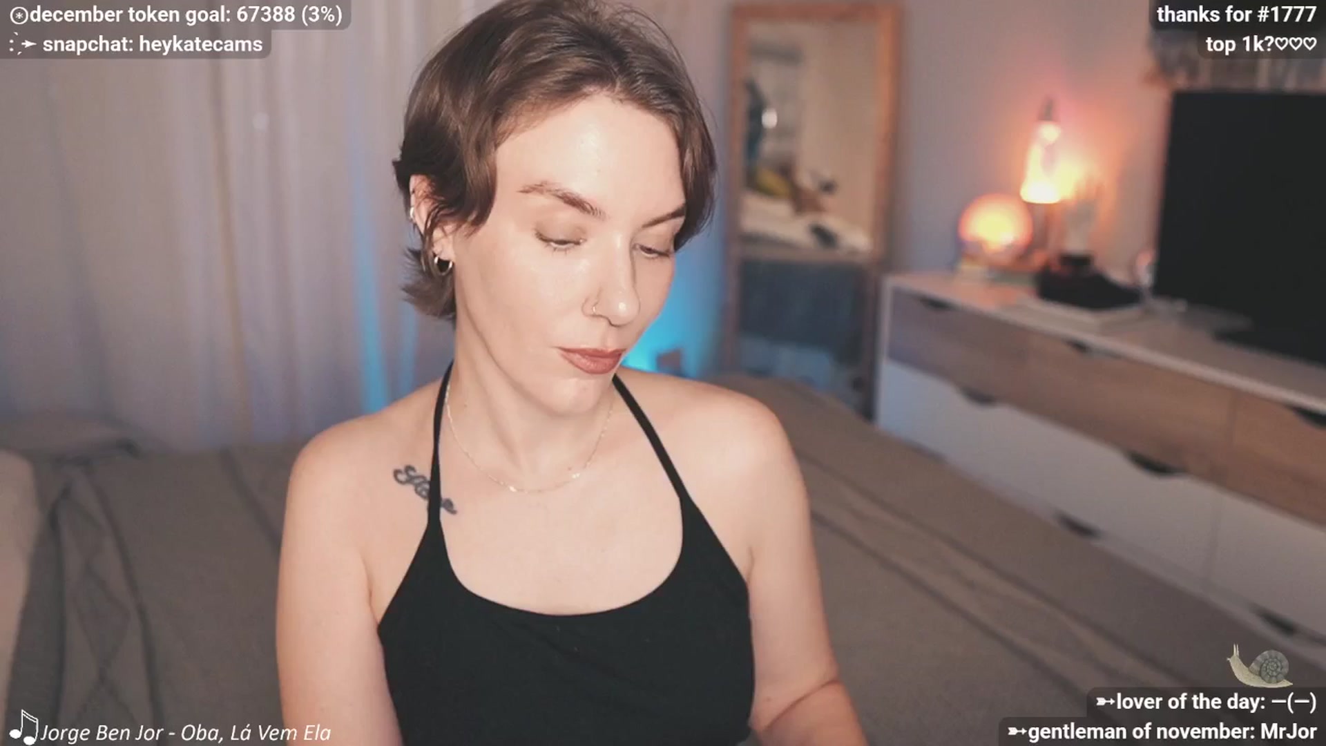Gallery image thumbnail from HeyKate's myfreecams stream on, 12/11/2025, 02:04 image 4 of 20
