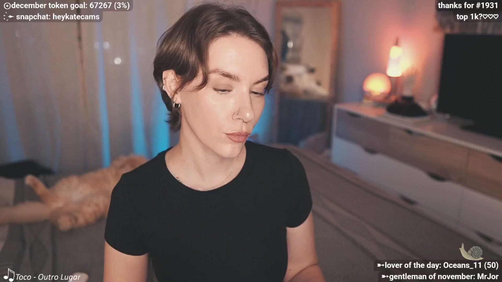 Gallery image thumbnail from HeyKate's myfreecams stream on, 12/12/2025, 02:30 image 17 of 20