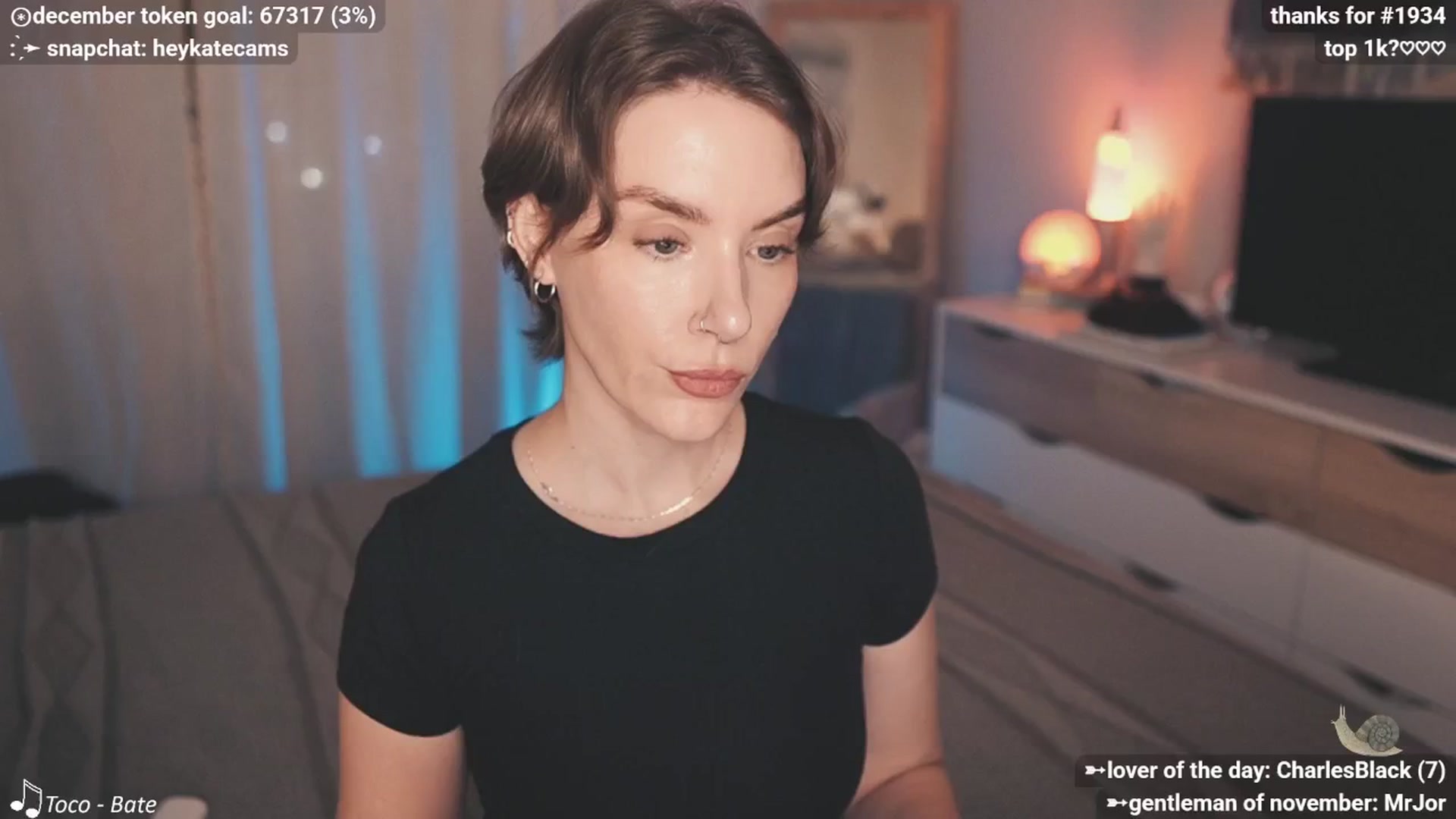 Gallery image thumbnail from HeyKate's myfreecams stream on, 12/12/2025, 02:30 image 9 of 20