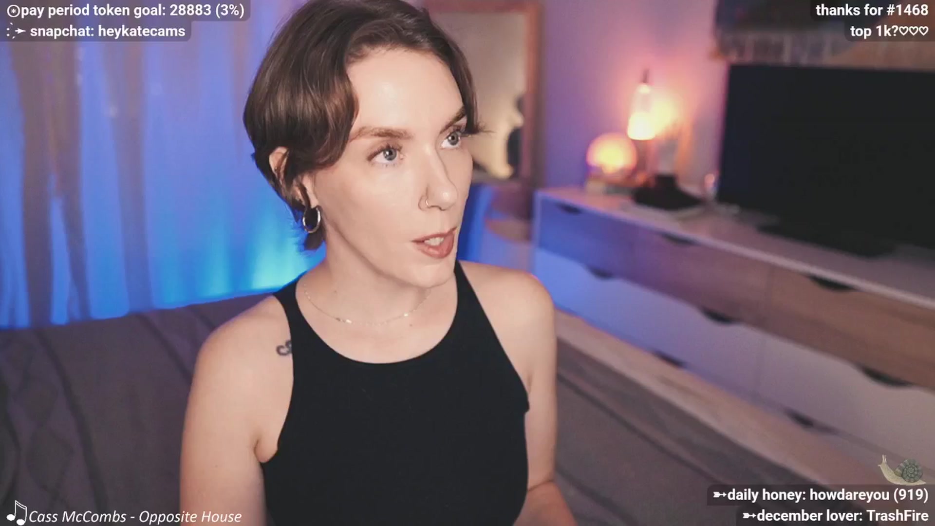 Gallery image thumbnail from HeyKate's myfreecams stream on, 12/19/2025, 03:34 image 4 of 20