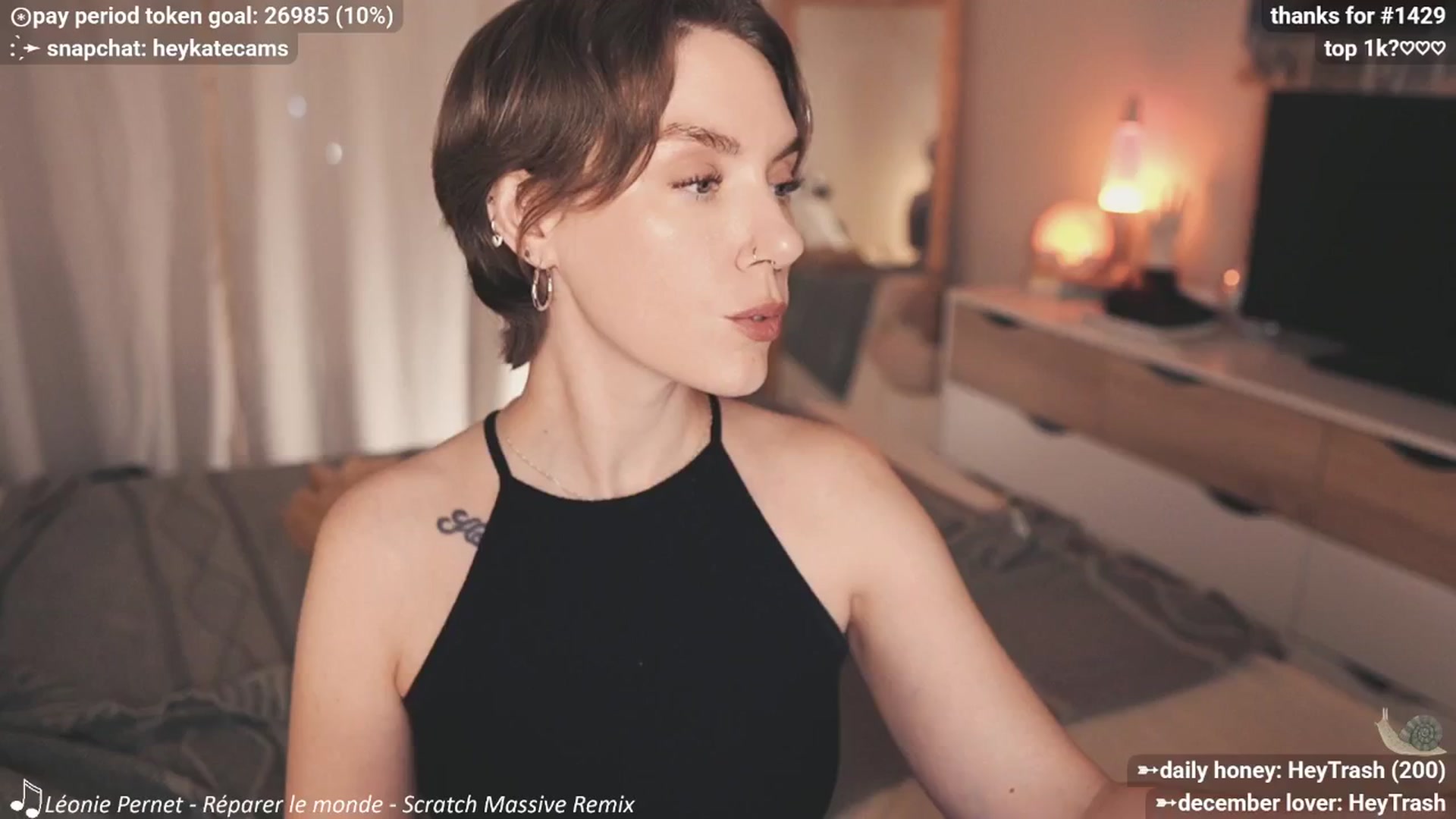 Gallery image thumbnail from HeyKate's myfreecams stream on, 12/20/2025, 04:20 image 1 of 20