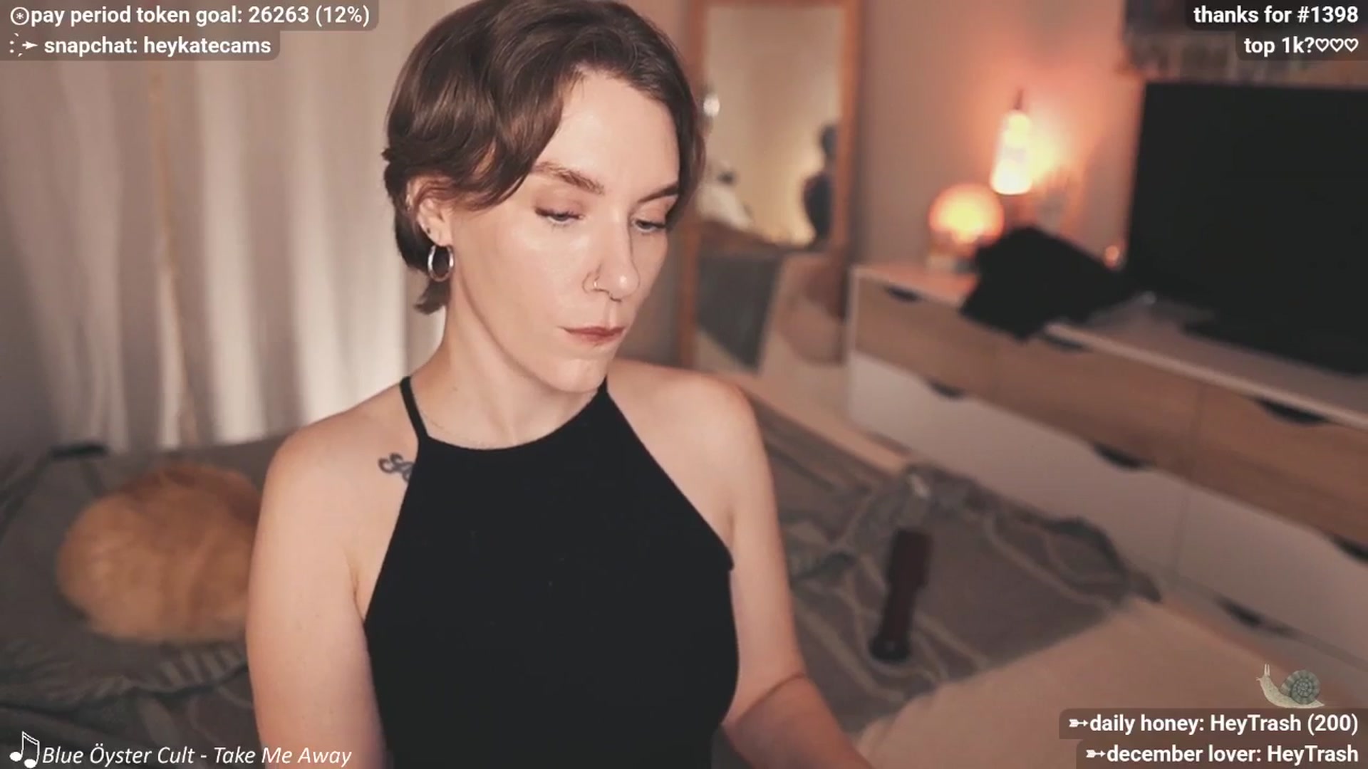 Gallery image thumbnail from HeyKate's myfreecams stream on, 12/20/2025, 04:20 image 9 of 20