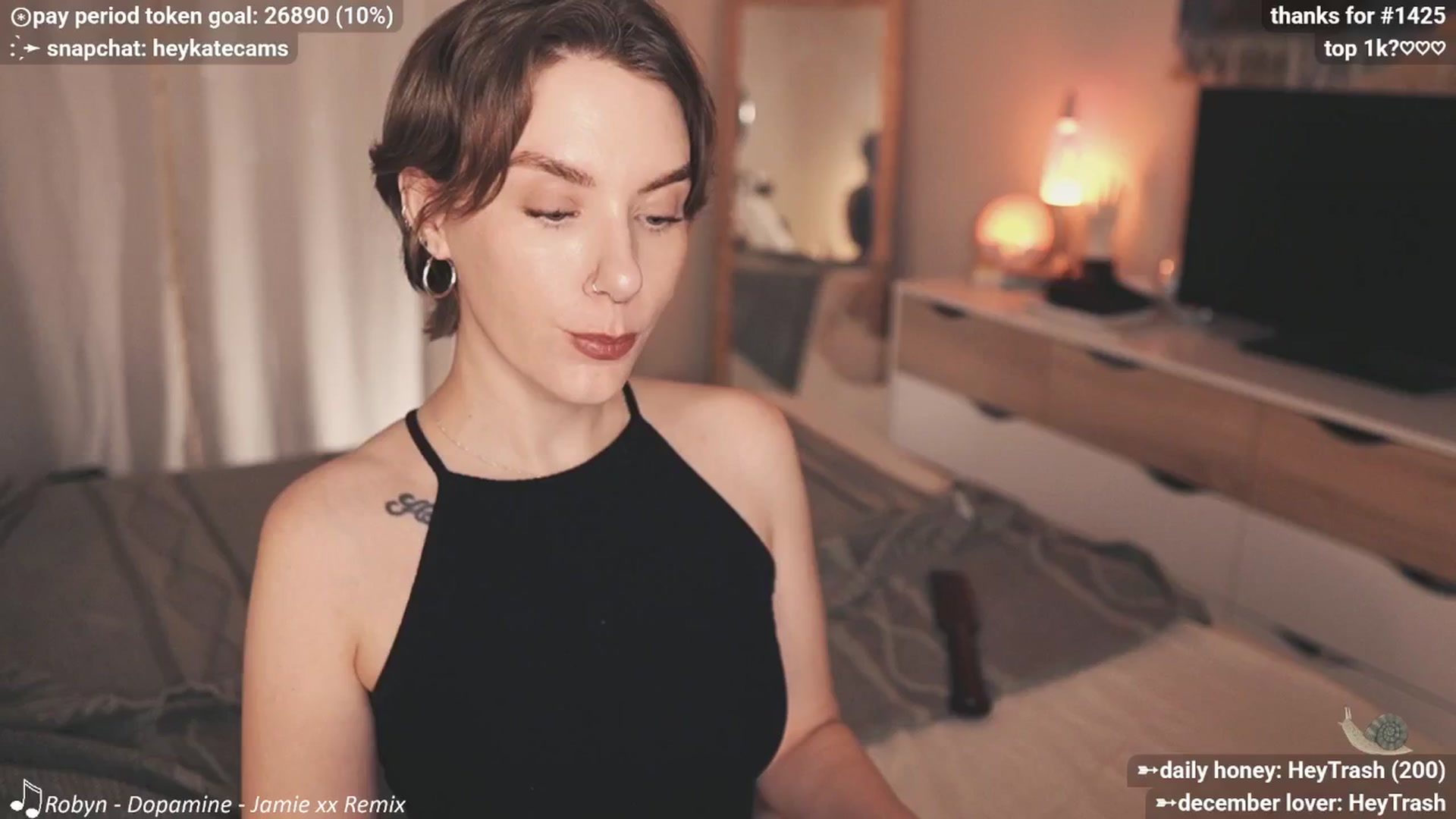 Gallery image thumbnail from HeyKate's myfreecams stream on, 12/20/2025, 04:20 image 3 of 20