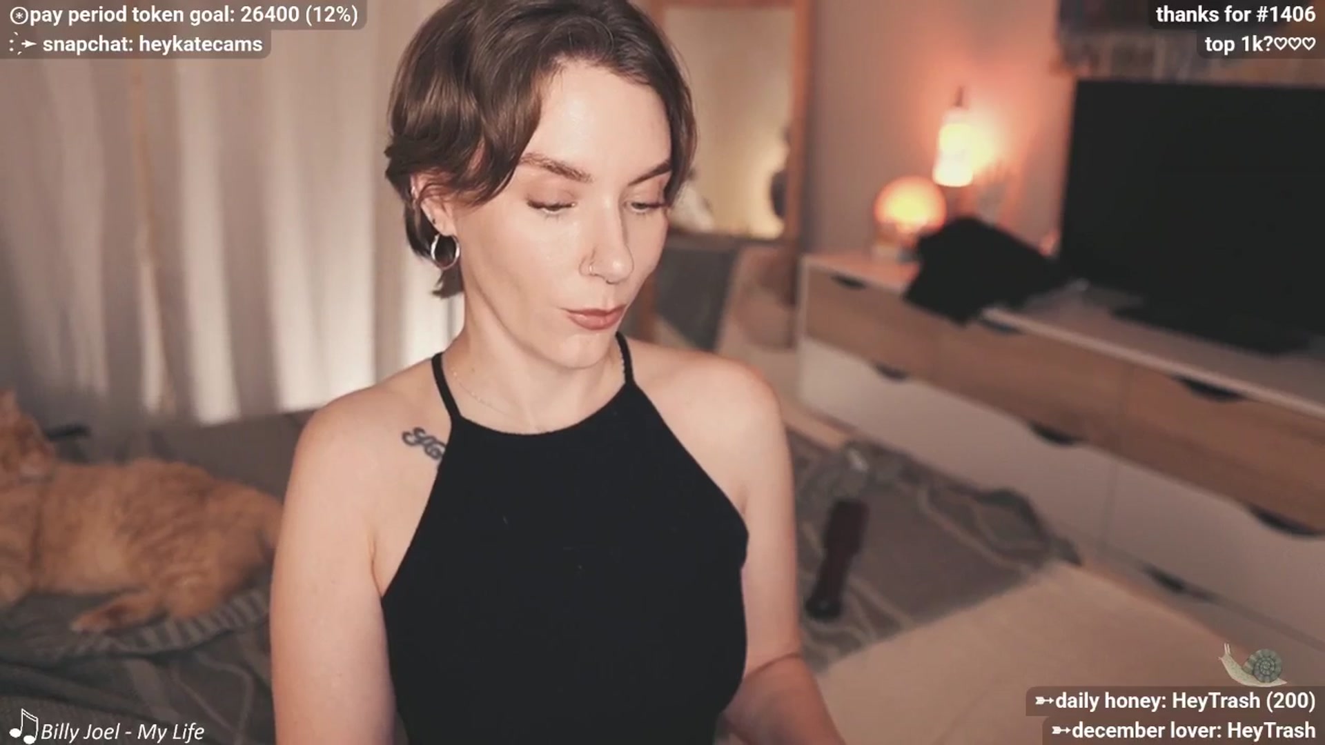 Gallery image thumbnail from HeyKate's myfreecams stream on, 12/20/2025, 04:20 image 7 of 20