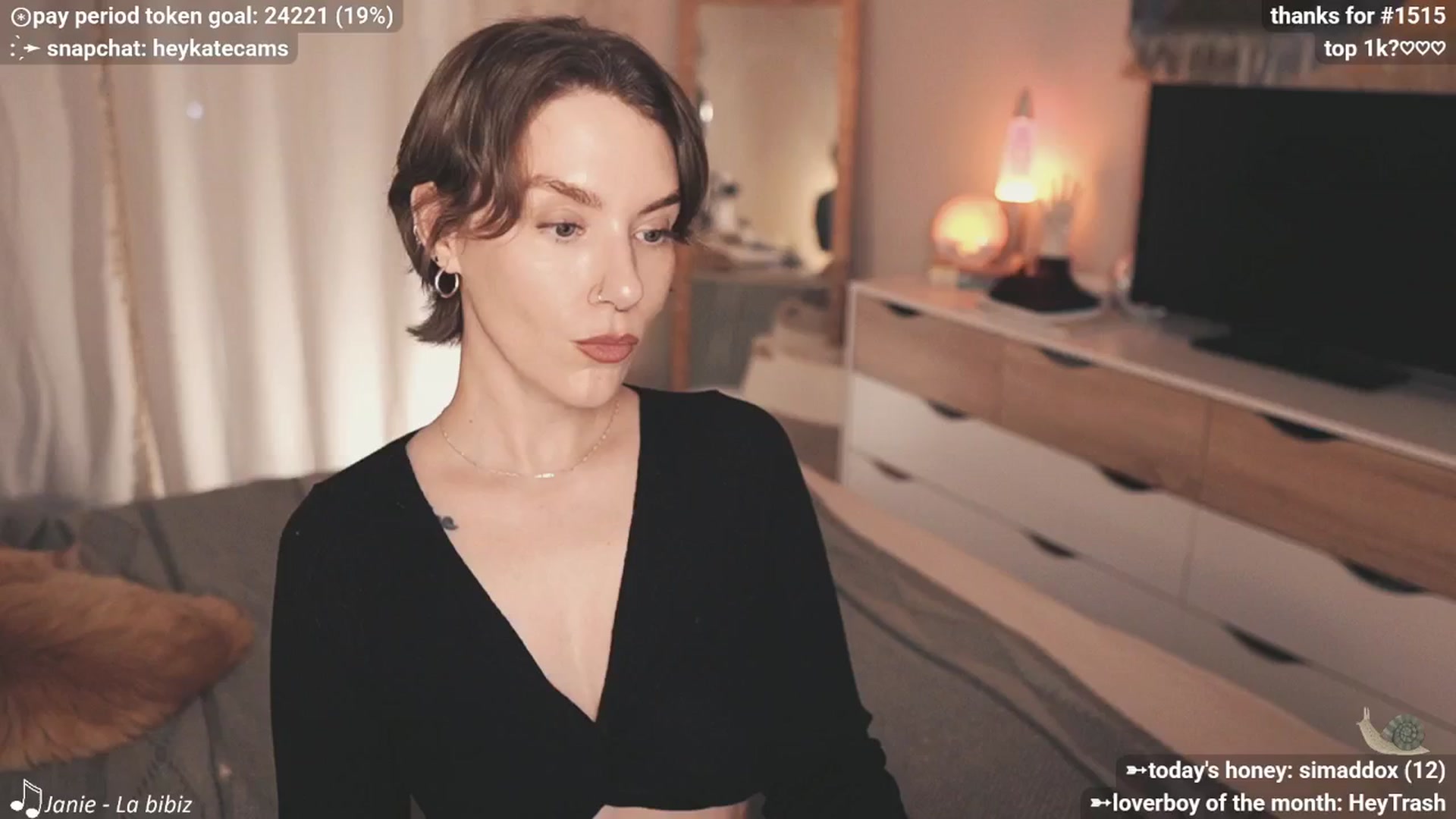 Gallery image thumbnail from HeyKate's myfreecams stream on, 12/24/2025, 02:11 image 7 of 20