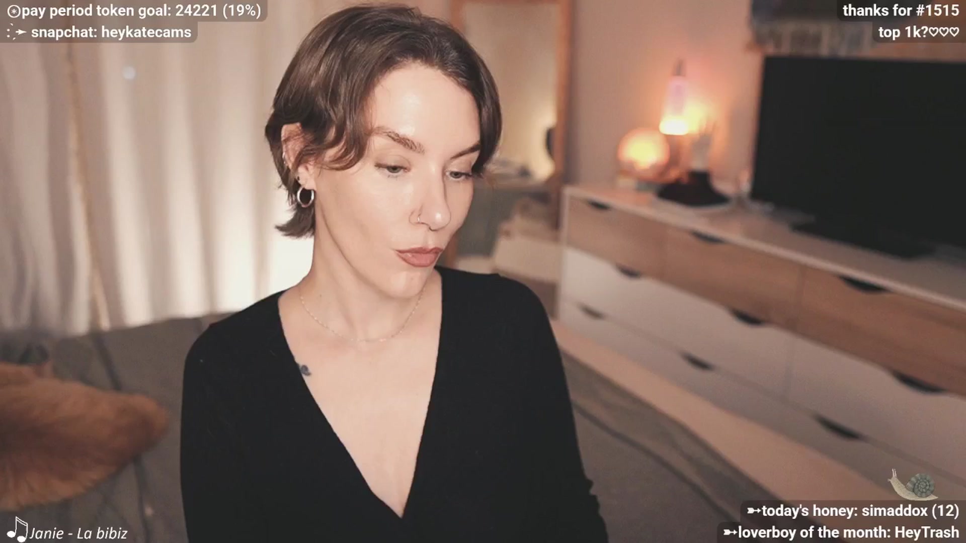 Gallery image thumbnail from HeyKate's myfreecams stream on, 12/24/2025, 02:11 image 8 of 20