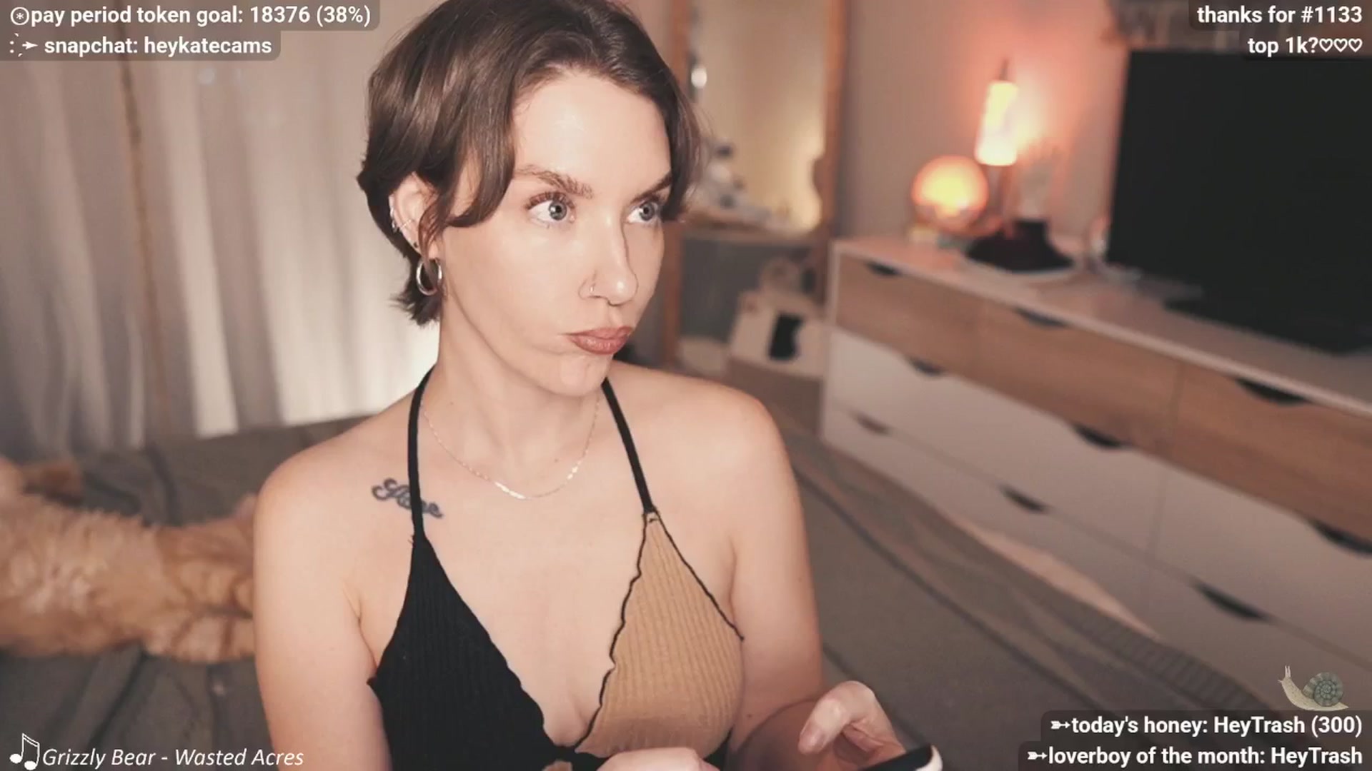 Gallery image thumbnail from HeyKate's myfreecams stream on, 12/25/2025, 03:48 image 3 of 20