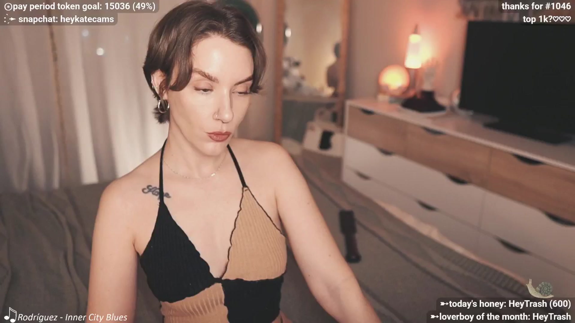 Gallery image thumbnail from HeyKate's myfreecams stream on, 12/25/2025, 03:48 image 11 of 20