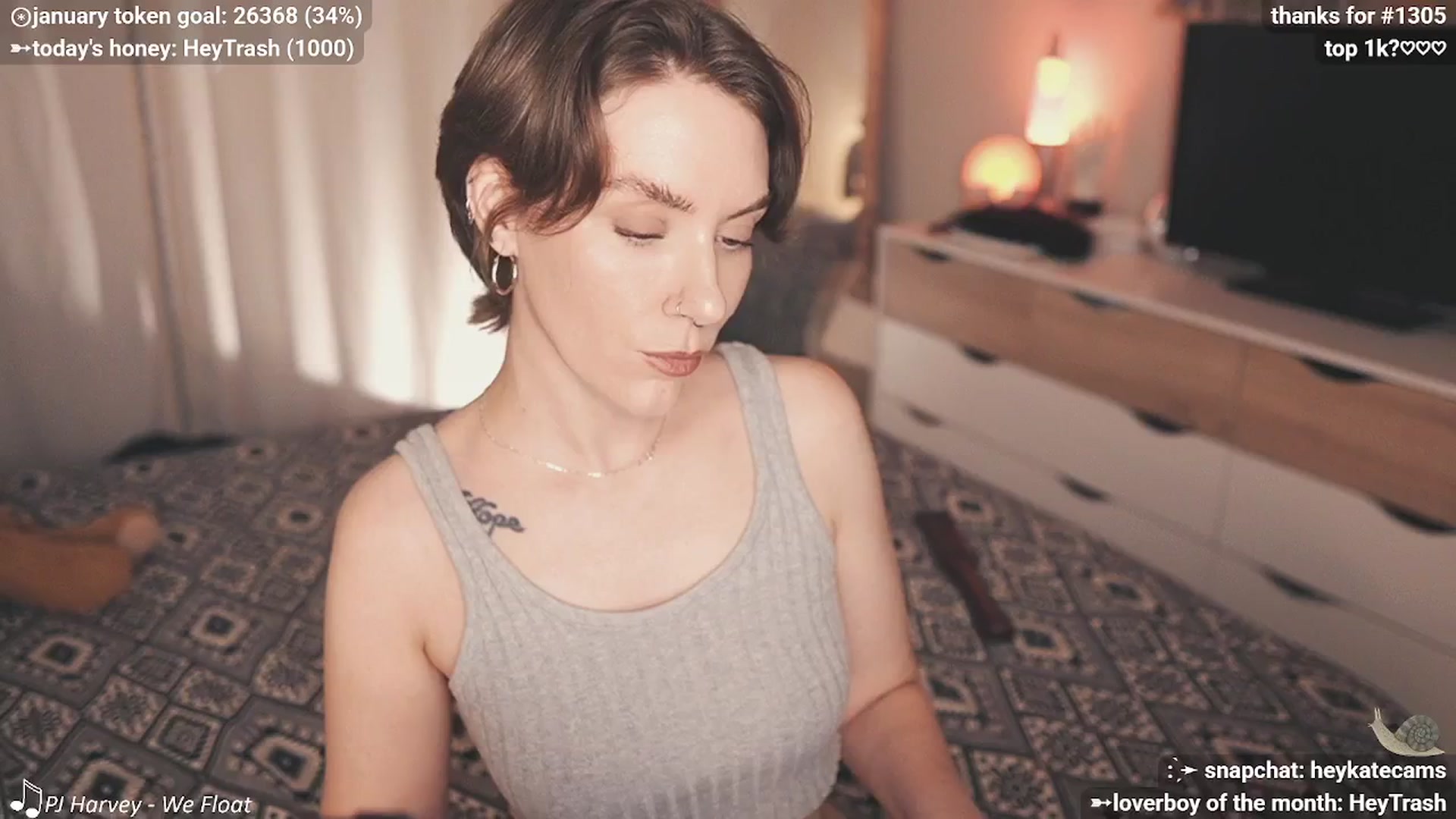 Gallery image thumbnail from HeyKate's myfreecams stream on, 01/12/2026, 04:06 image 11 of 20