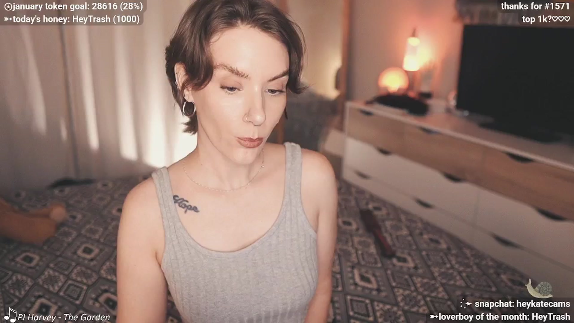 Gallery image thumbnail from HeyKate's myfreecams stream on, 01/12/2026, 04:06 image 7 of 20