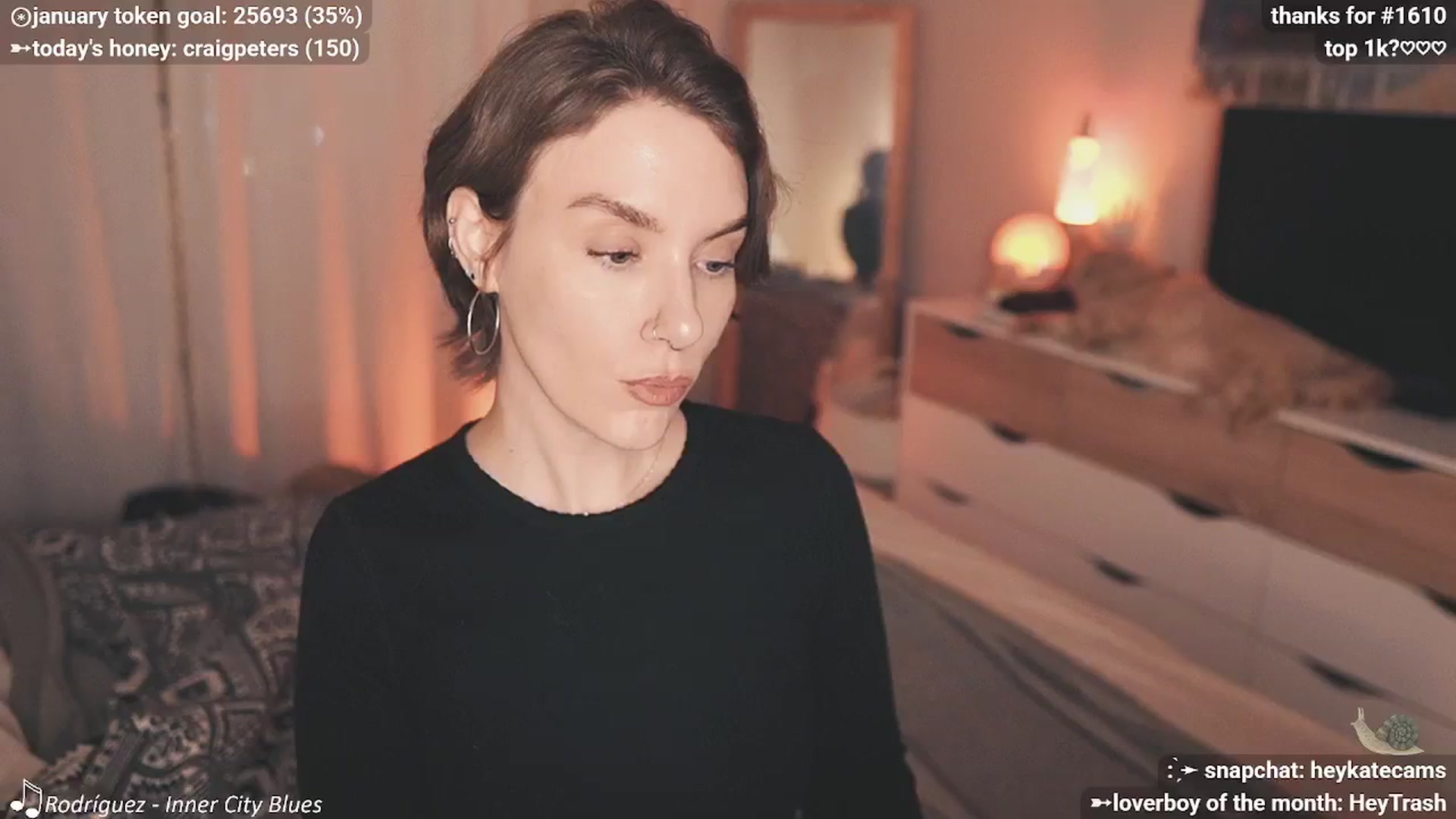 Gallery image thumbnail from HeyKate's myfreecams stream on, 01/16/2026, 02:02 image 15 of 20