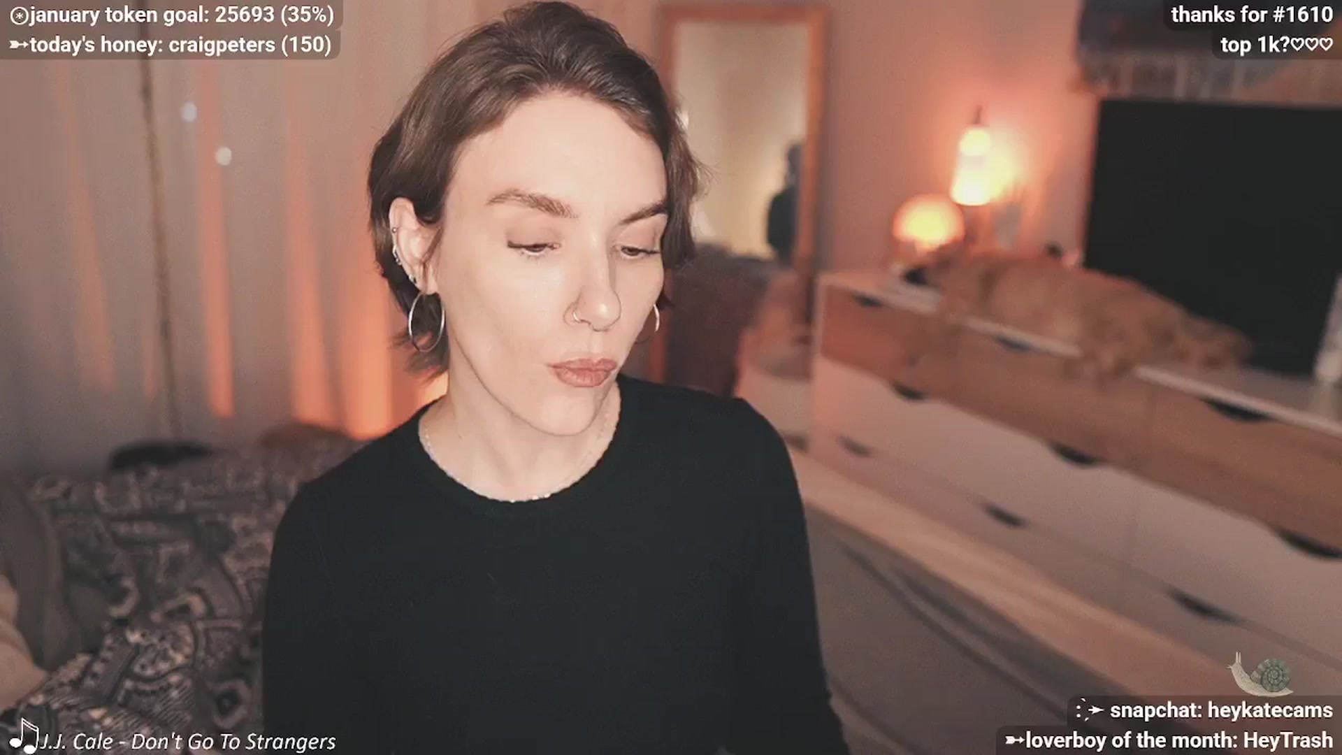 Gallery image thumbnail from HeyKate's myfreecams stream on, 01/16/2026, 02:02 image 9 of 20