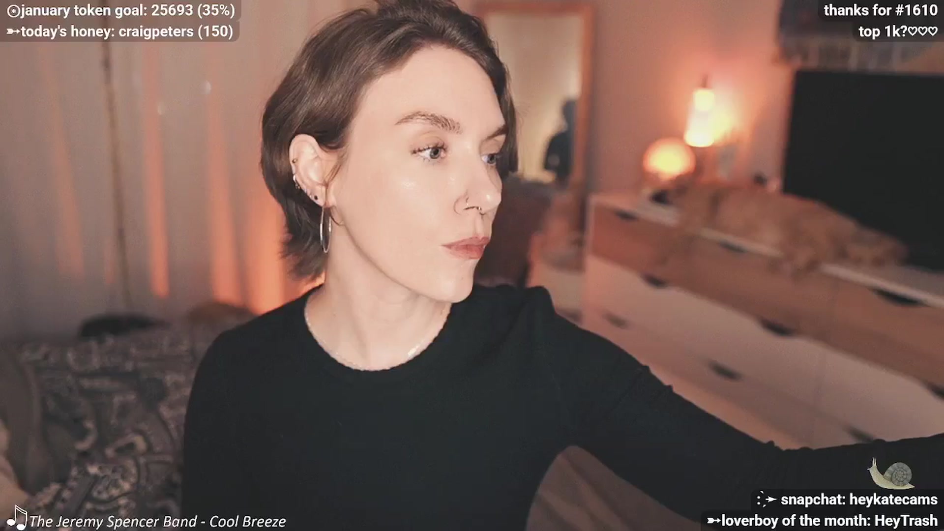 Gallery image thumbnail from HeyKate's myfreecams stream on, 01/16/2026, 02:02 image 11 of 20