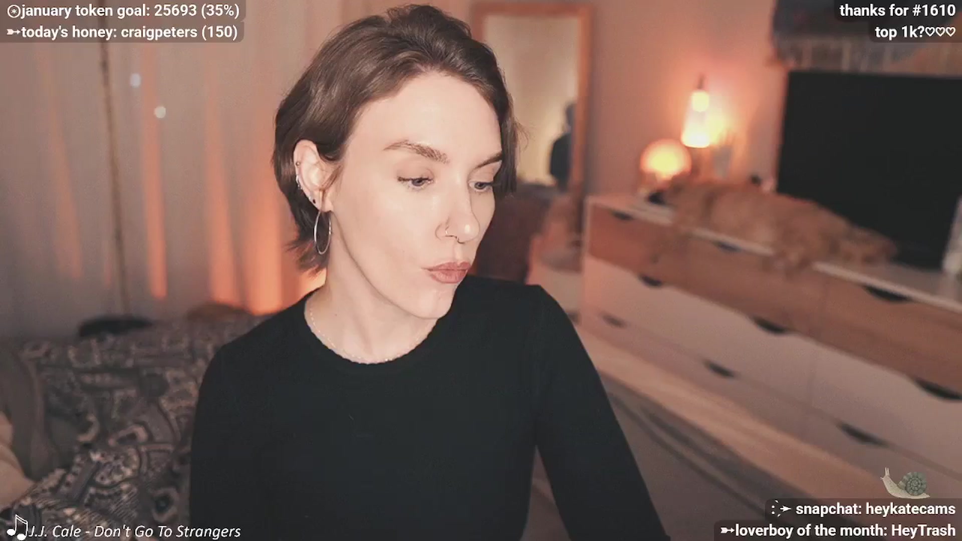 Gallery image thumbnail from HeyKate's myfreecams stream on, 01/16/2026, 02:02 image 10 of 20