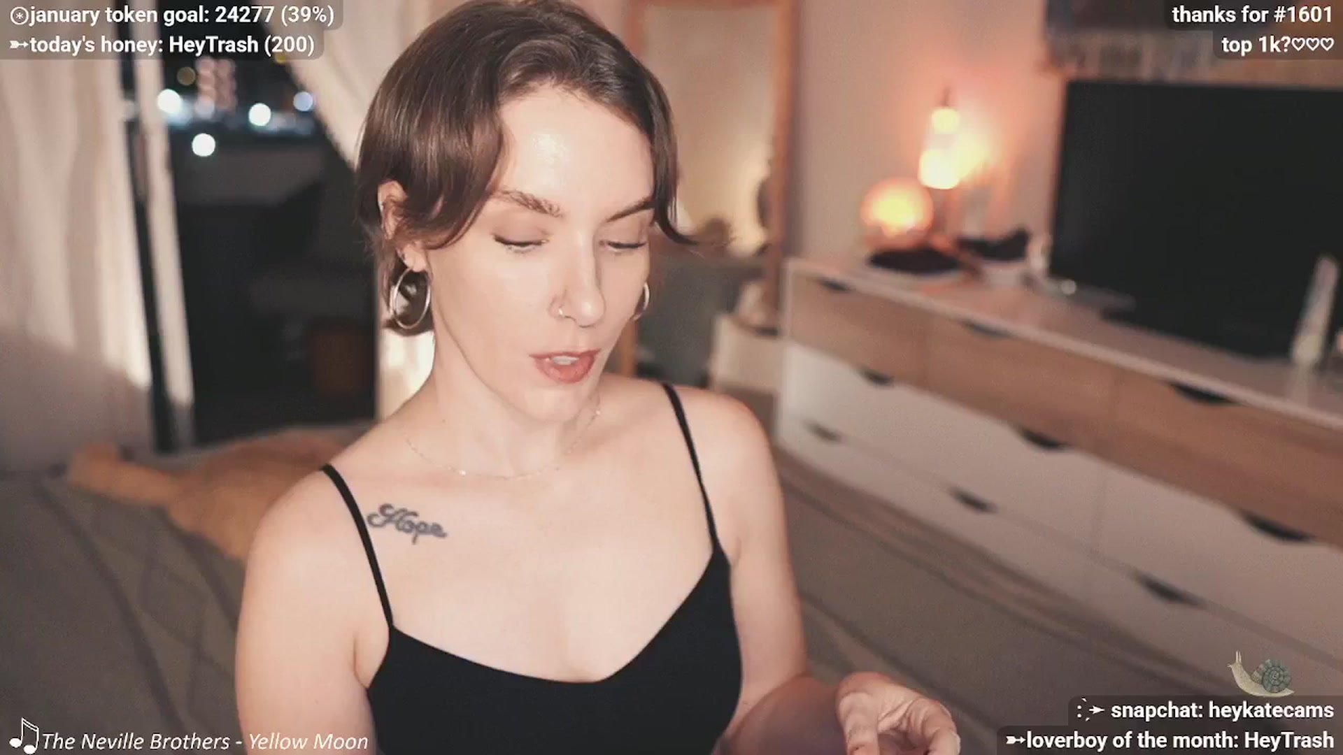 Gallery image thumbnail from HeyKate's myfreecams stream on, 01/17/2026, 04:11 image 6 of 20