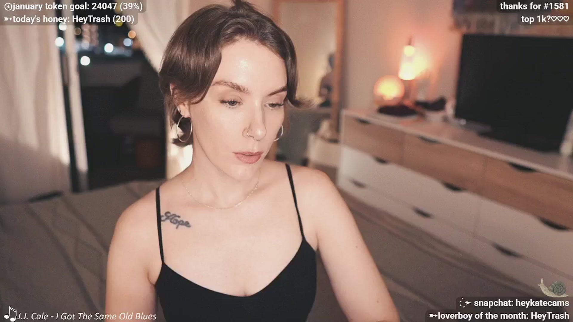 Gallery image thumbnail from HeyKate's myfreecams stream on, 01/17/2026, 04:11 image 10 of 20