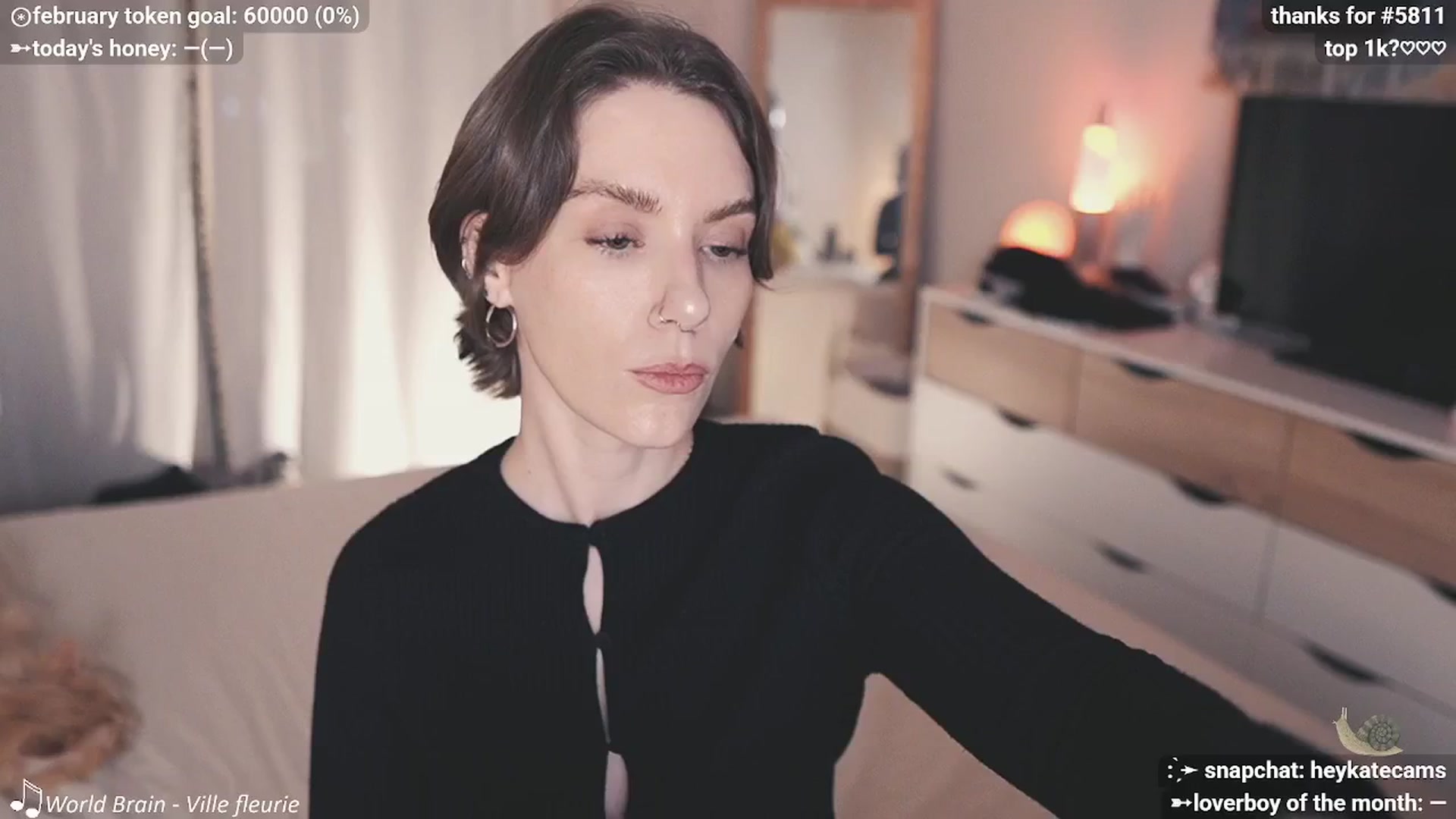 Gallery image thumbnail from HeyKate's myfreecams stream on, 02/06/2026, 03:33 image 17 of 20