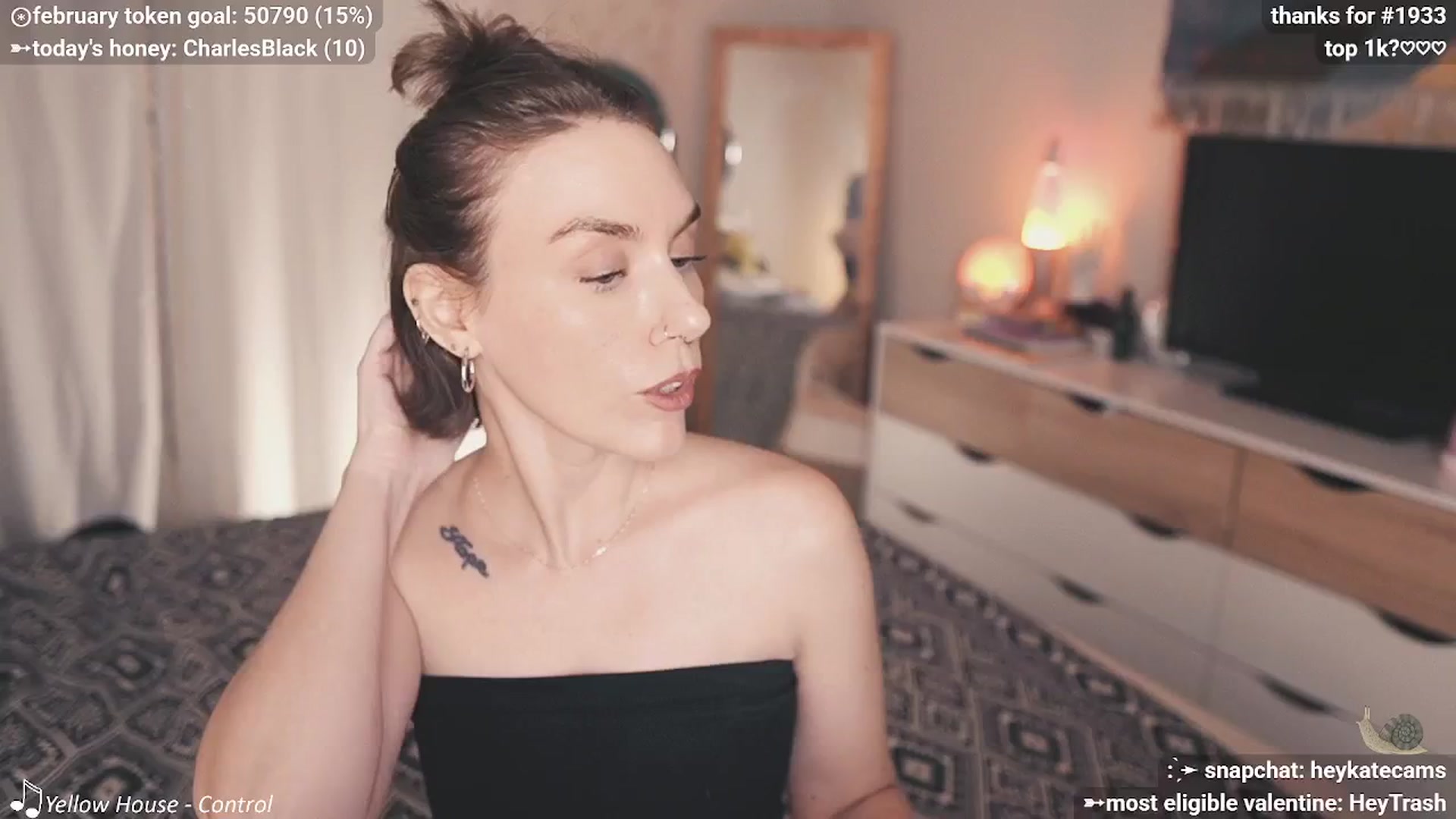 Gallery image thumbnail from HeyKate's myfreecams stream on, 02/13/2026, 02:18 image 17 of 20