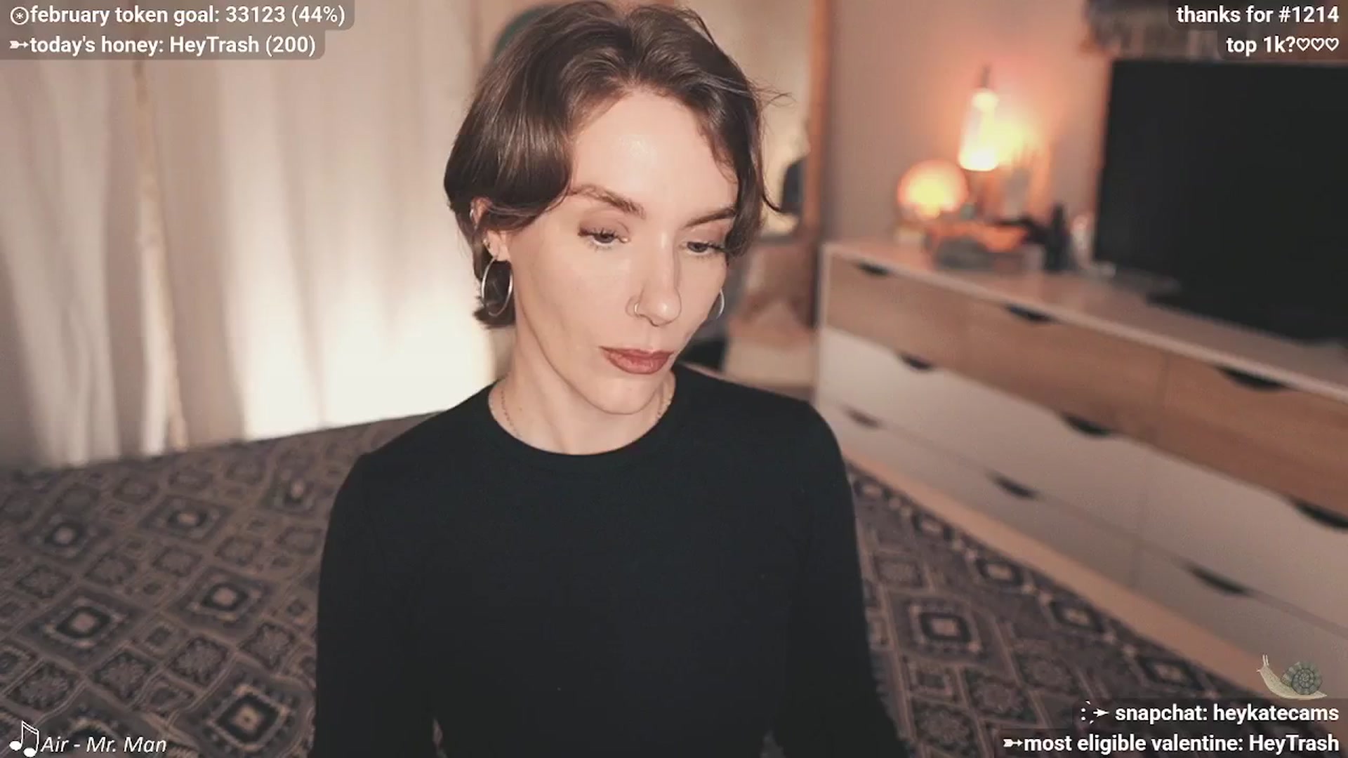 Gallery image thumbnail from HeyKate's myfreecams stream on, 02/21/2026, 05:00 image 2 of 20