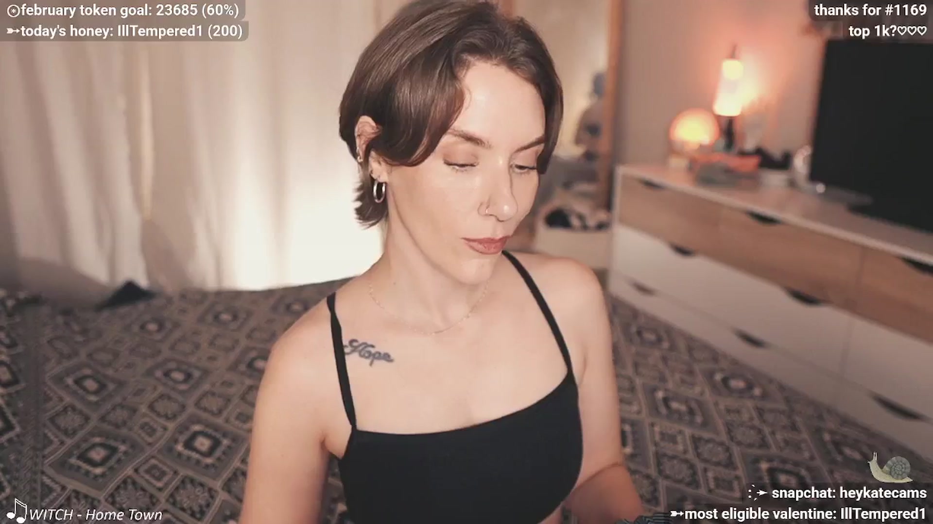 Gallery image thumbnail from HeyKate's myfreecams stream on, 02/27/2026, 03:27 image 17 of 20