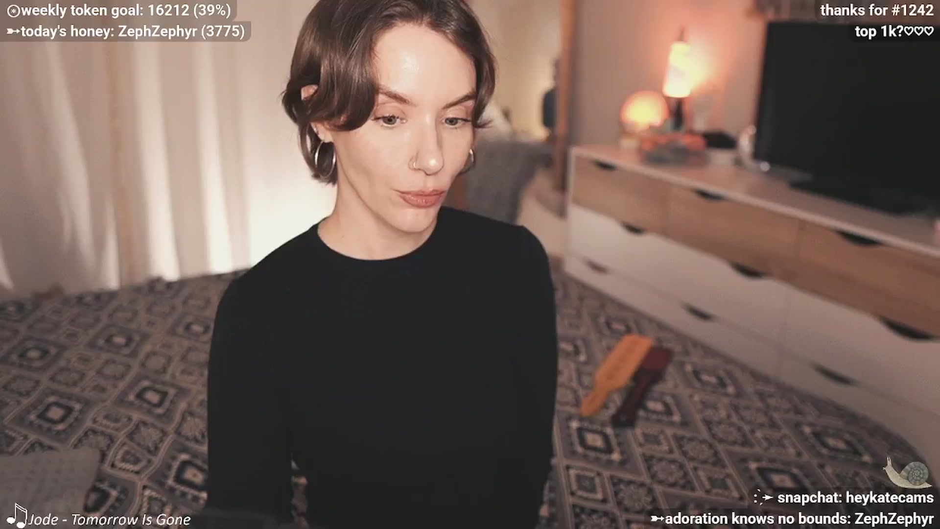Gallery image thumbnail from HeyKate's myfreecams stream on, 03/11/2026, 02:47 image 18 of 20