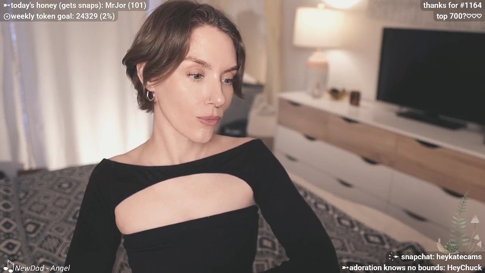 Gallery image thumbnail from HeyKate's myfreecams stream on, 04/15/2026, 02:38 image 9 of 20