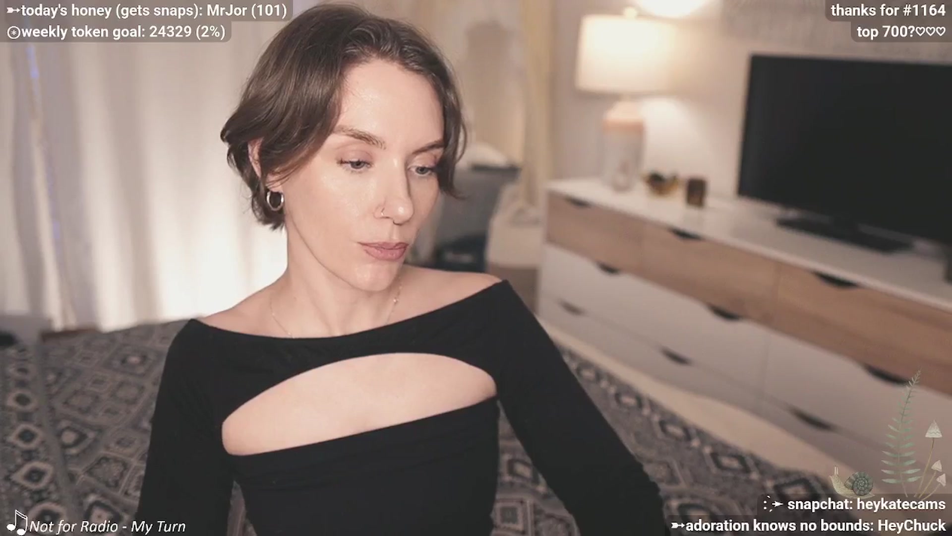Gallery image thumbnail from HeyKate's myfreecams stream on, 04/15/2026, 02:38 image 13 of 20