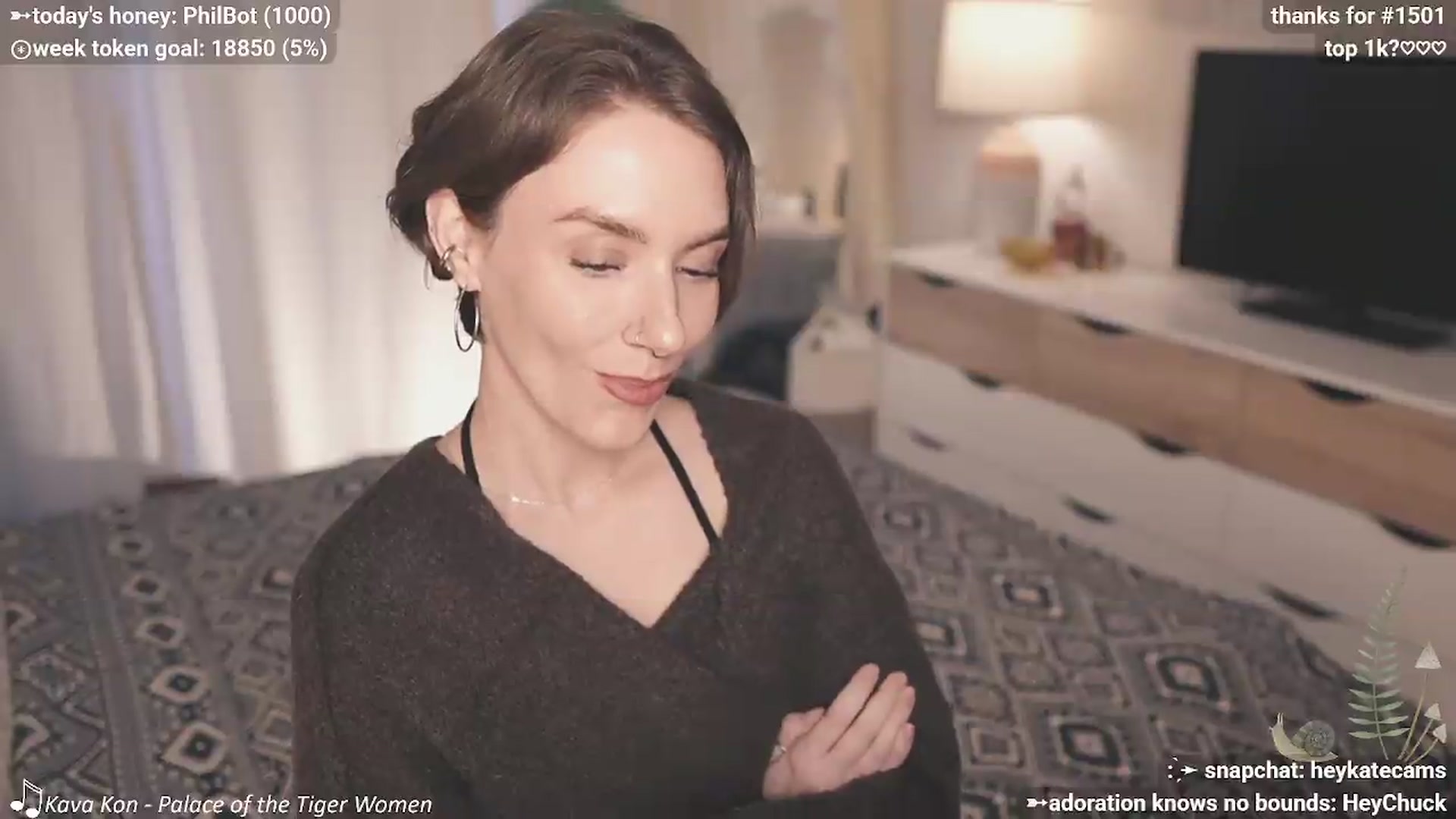 Gallery image thumbnail from HeyKate's myfreecams stream on, 04/25/2026, 03:43 image 6 of 20