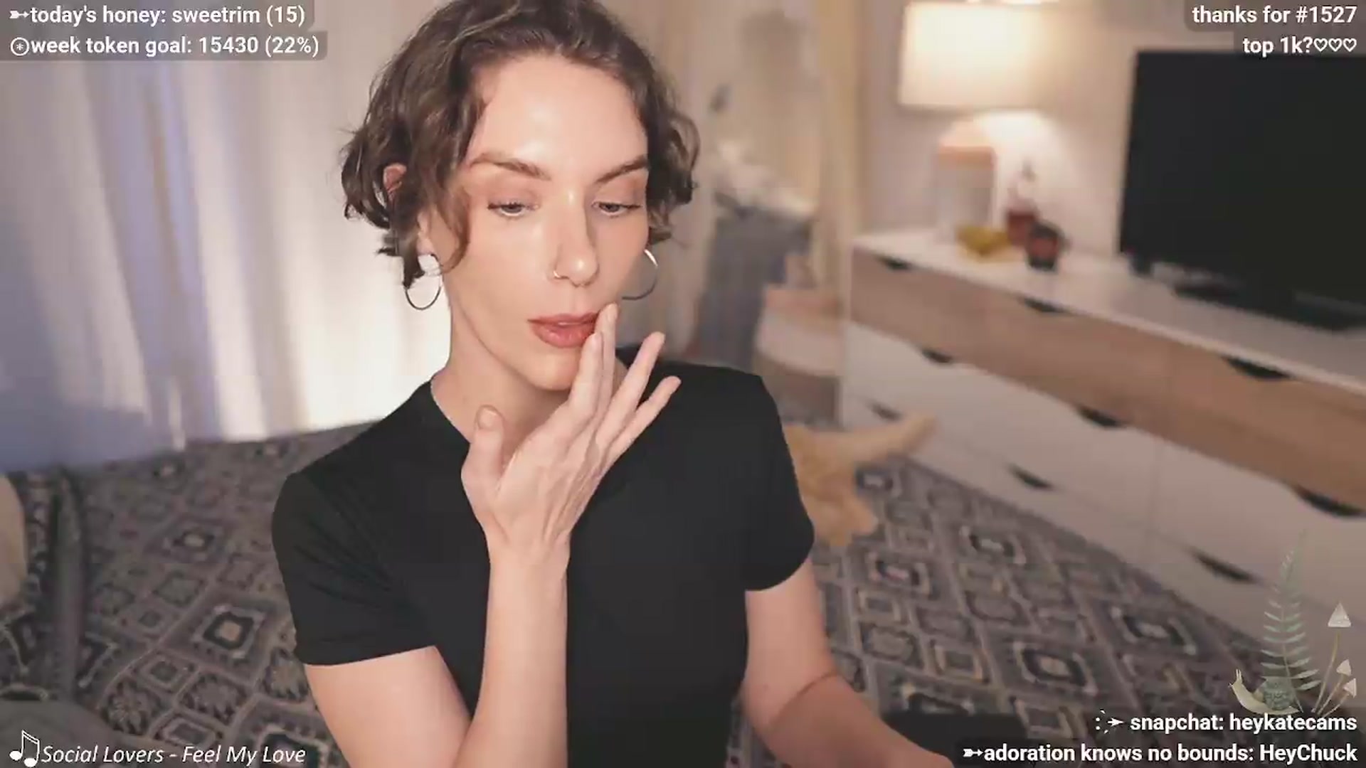 Gallery image thumbnail from HeyKate's myfreecams stream on, 04/29/2026, 03:56 image 7 of 20