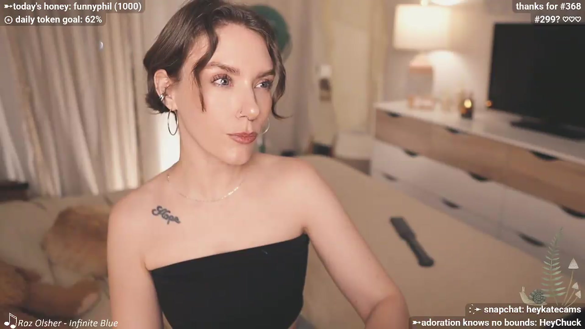 Gallery image thumbnail from HeyKate's myfreecams stream on, 05/10/2026, 05:03 image 14 of 20
