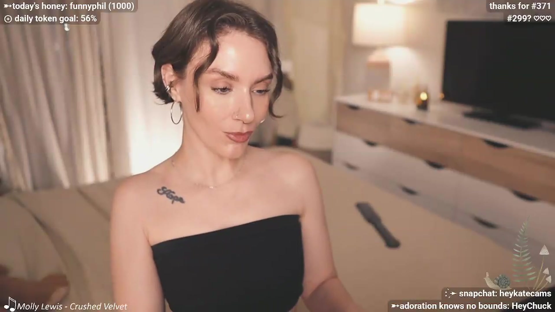 Gallery image thumbnail from HeyKate's myfreecams stream on, 05/10/2026, 05:03 image 11 of 20