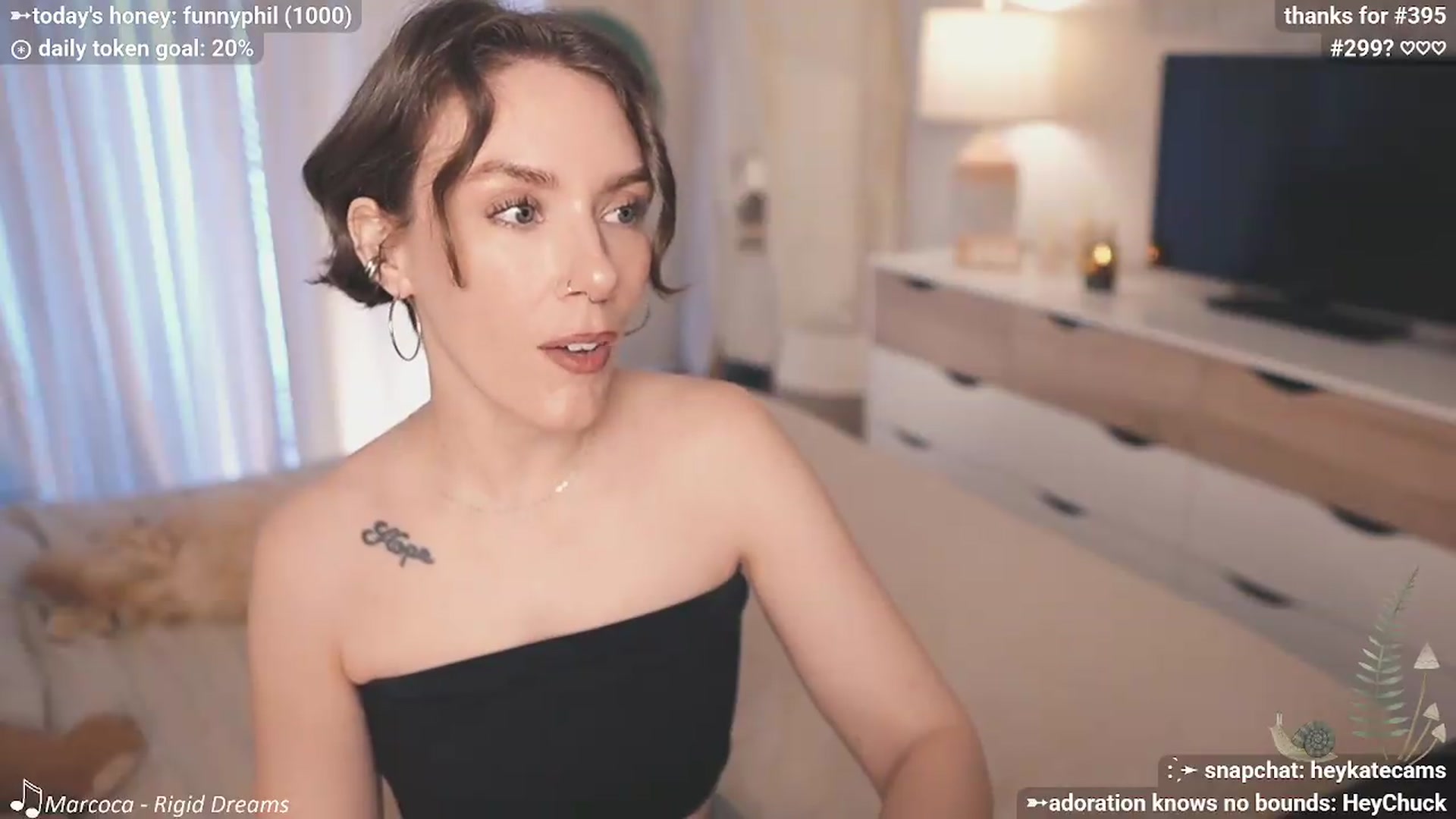 Gallery image thumbnail from HeyKate's myfreecams stream on, 05/10/2026, 05:03 image 4 of 20
